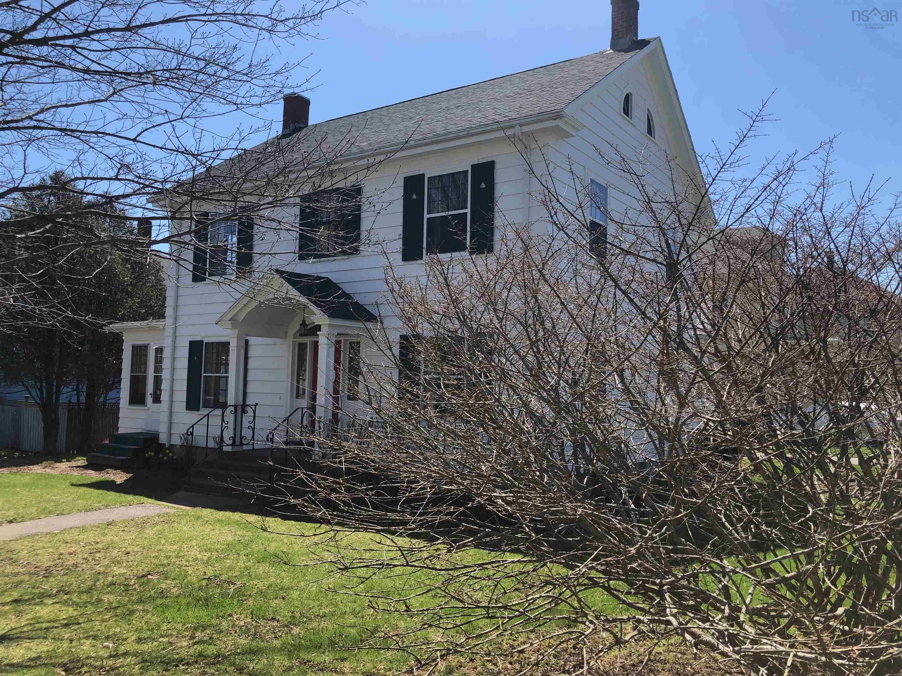 $599,000.00: 23 Broad Street, Lunenburg
