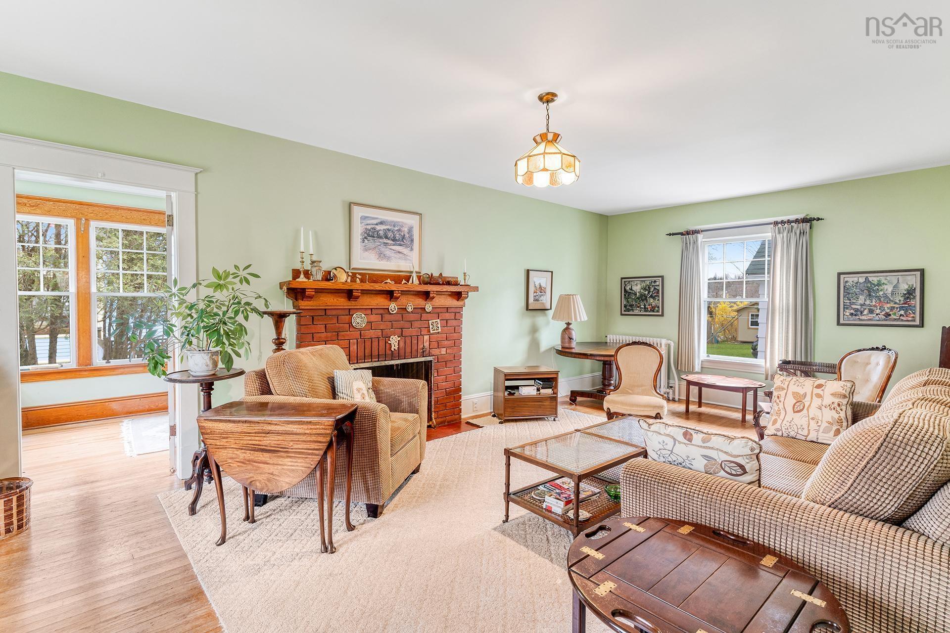 $599,000.00: 23 Broad Street, Lunenburg
