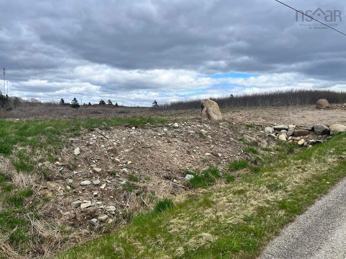 $69,000.00: Lots D1 & D2 1 Highway, Mavillette