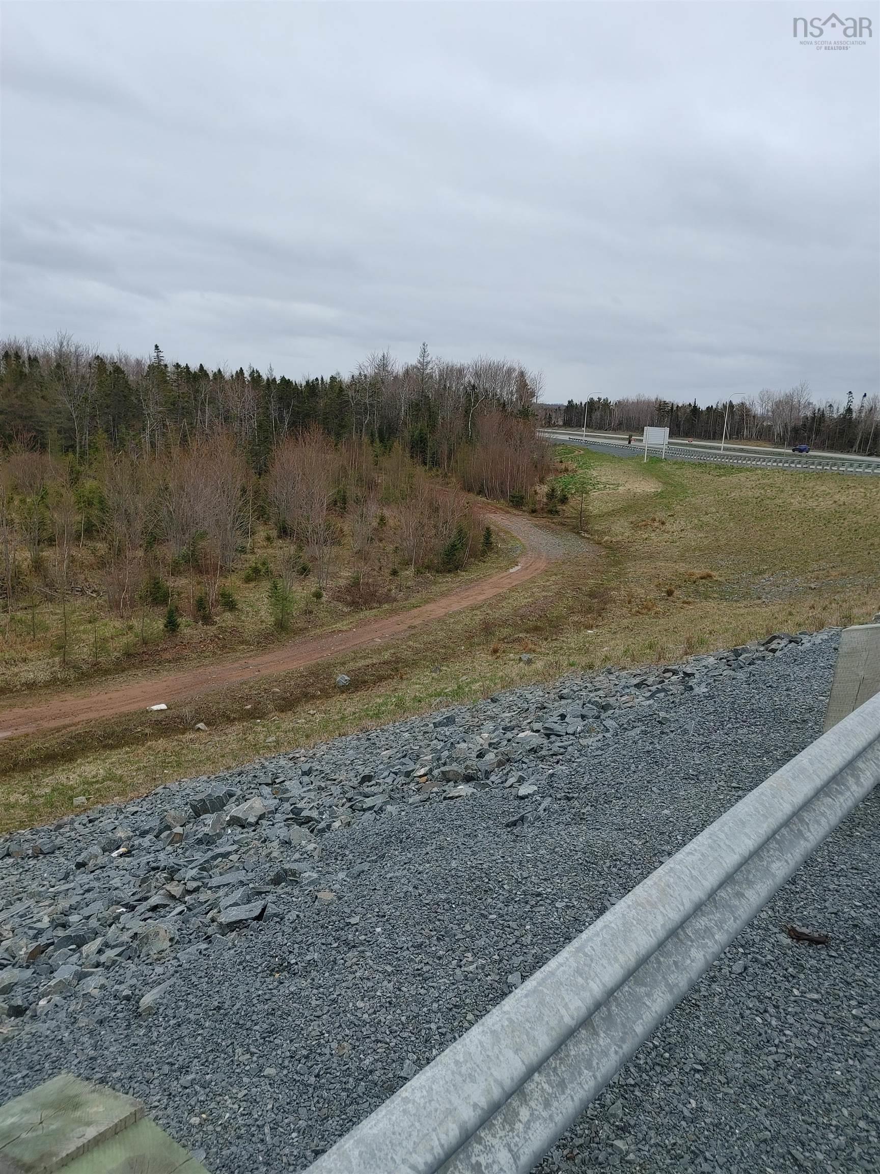 $2,400,000.00: Acreage N0. 102 Highway, Hardwood Lands