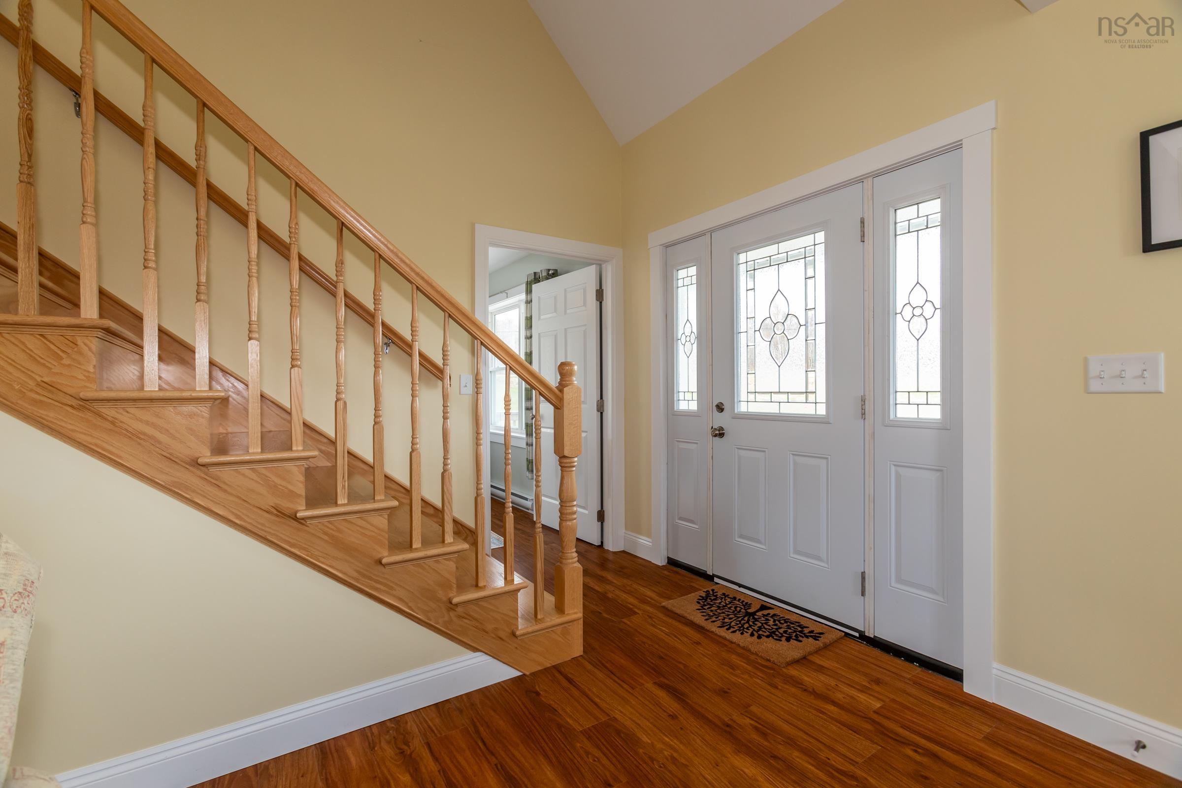 $399,950.00: 7295 Shore Road, Phinneys Cove