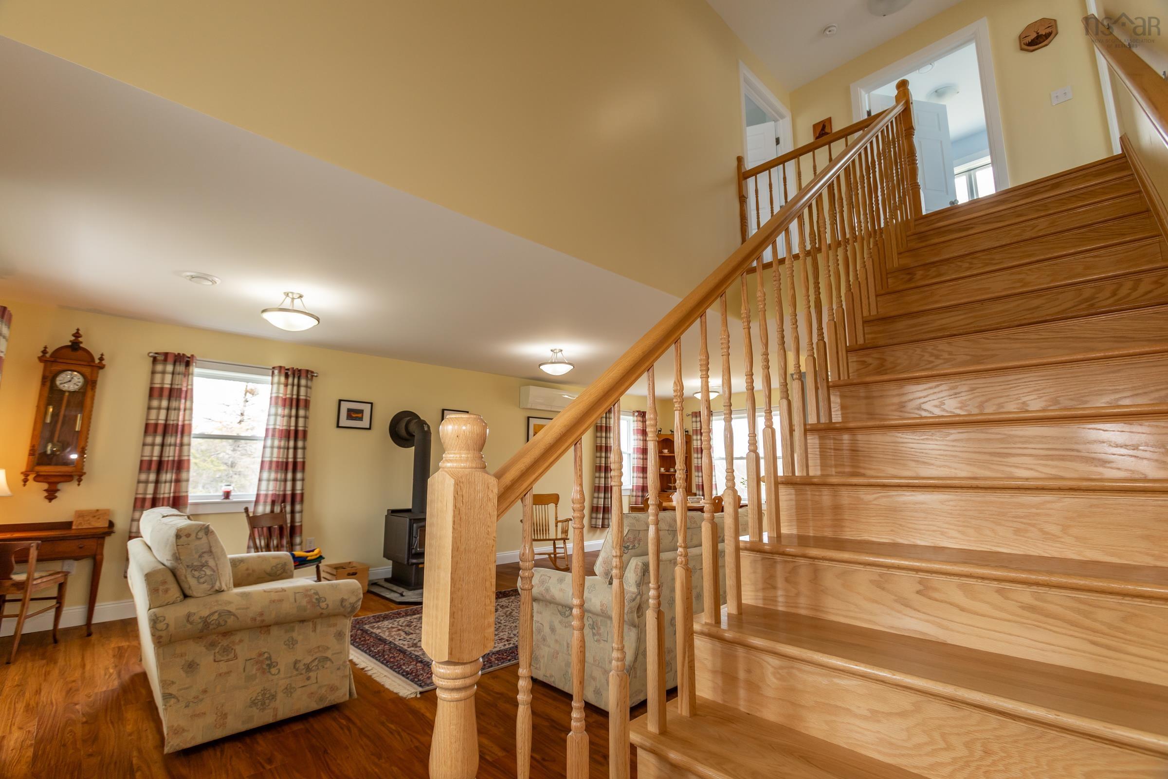 $399,950.00: 7295 Shore Road, Phinneys Cove