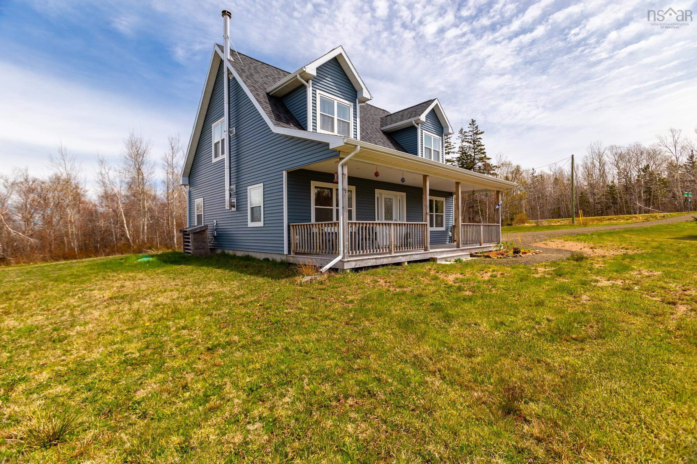 $399,950.00: 7295 Shore Road, Phinneys Cove
