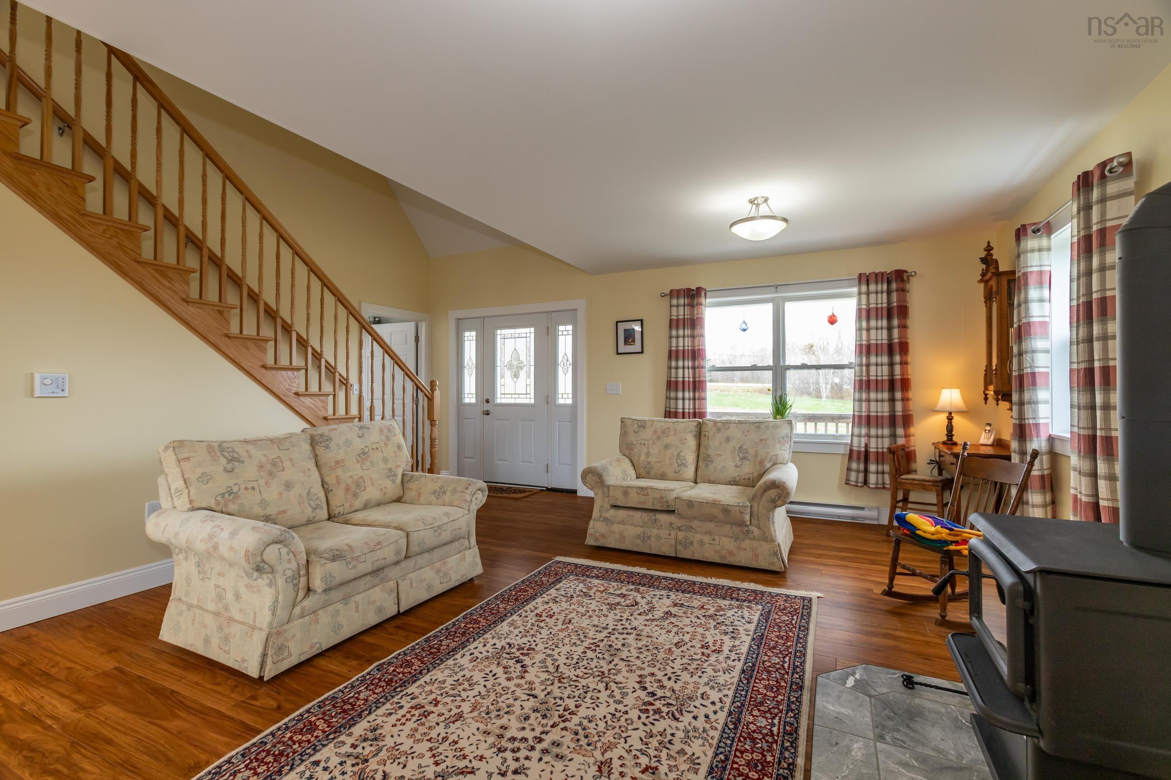 $399,950.00: 7295 Shore Road, Phinneys Cove