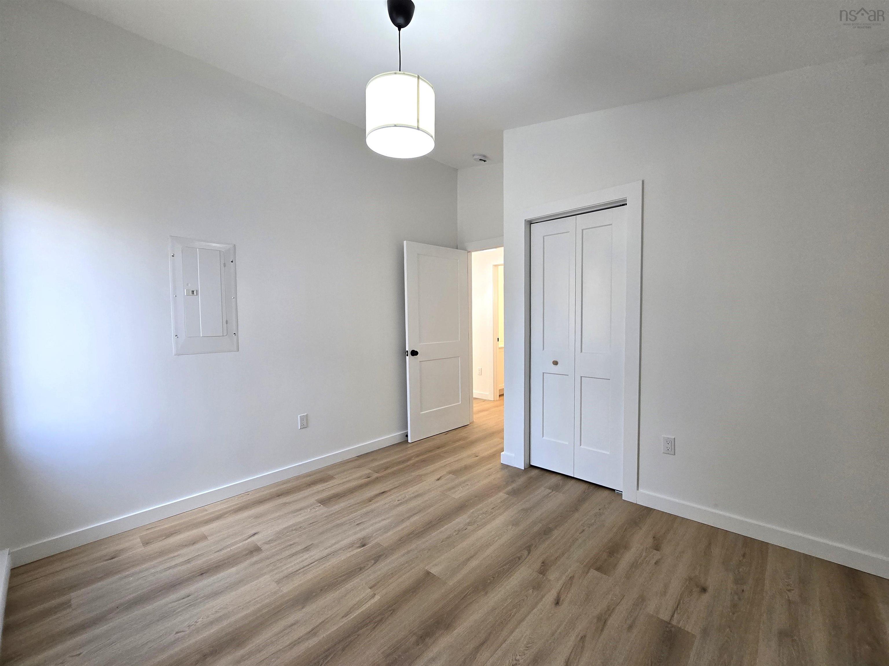 $290,000.00: 71 Ponhook View Drive, Labelle