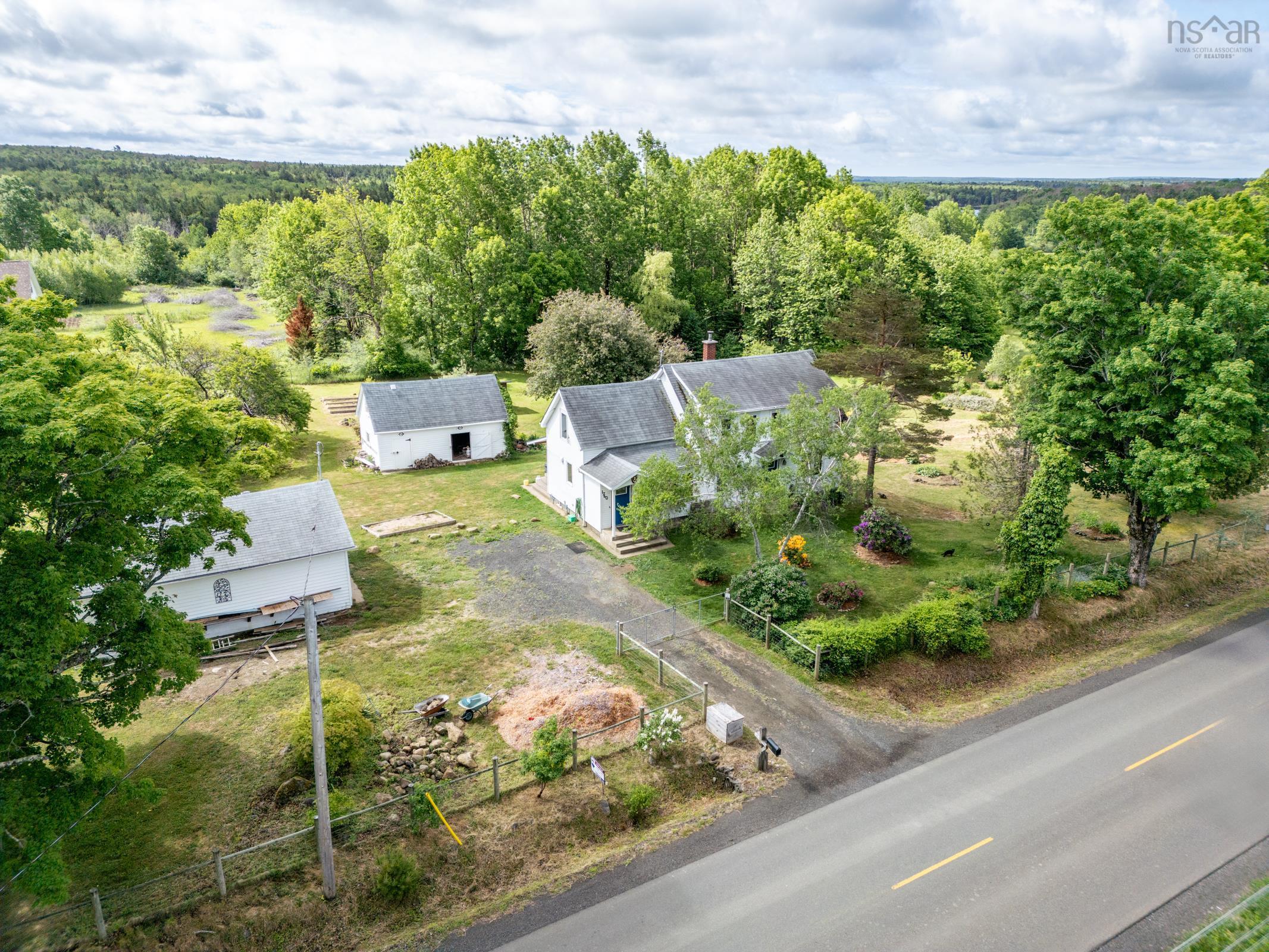 $390,000.00: 1760 Ridge Road, Hillgrove