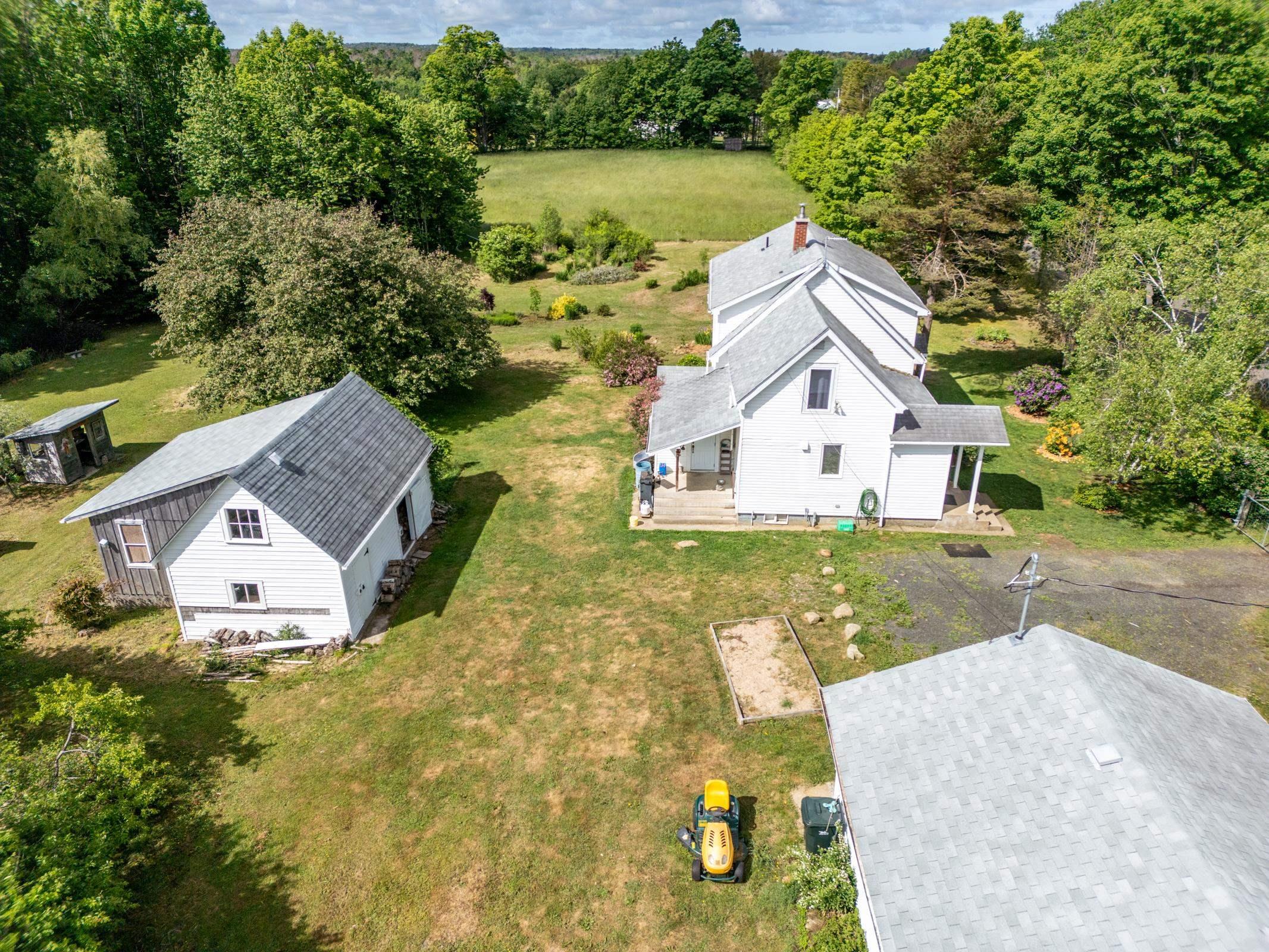 $390,000.00: 1760 Ridge Road, Hillgrove