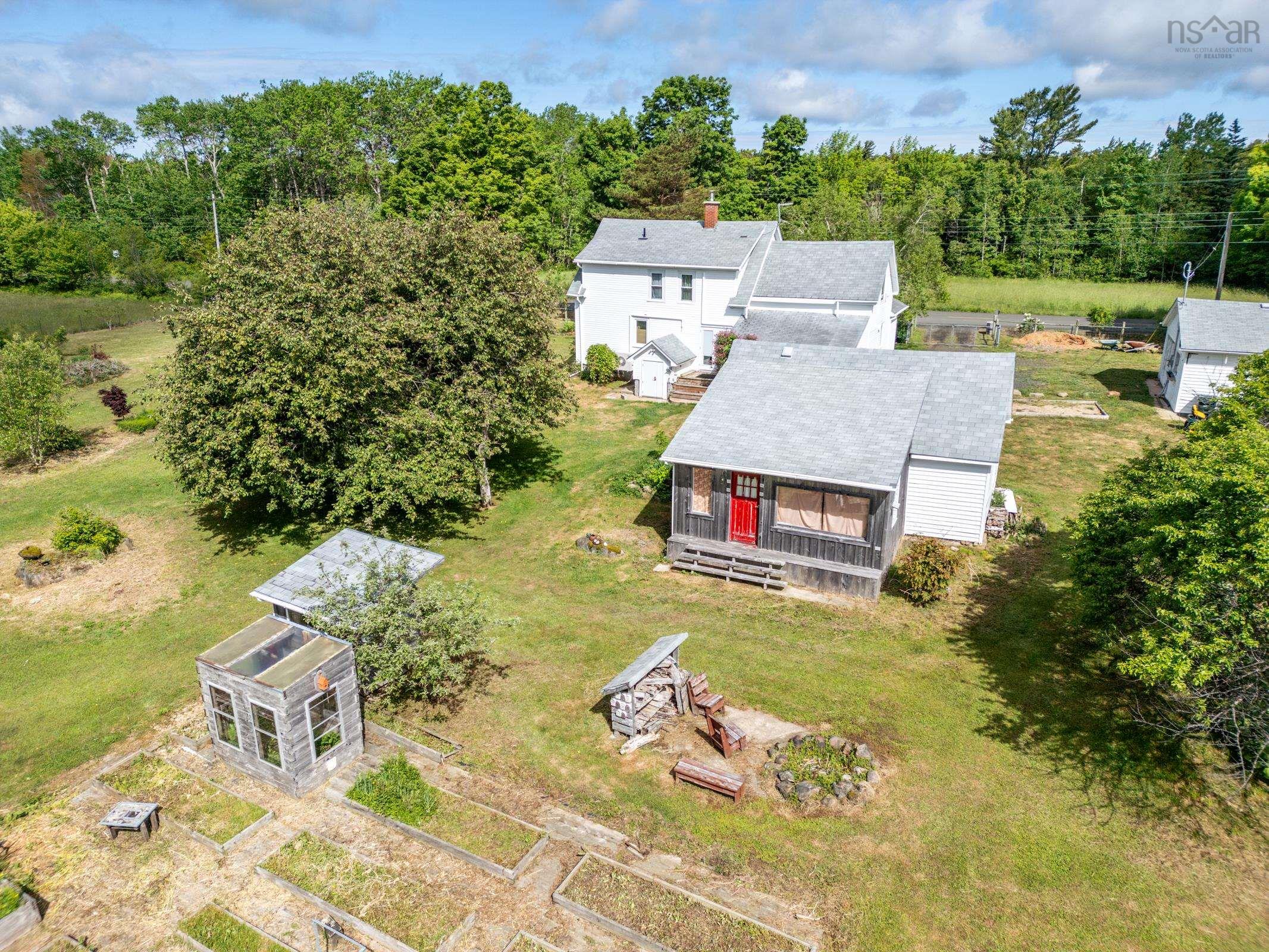 $390,000.00: 1760 Ridge Road, Hillgrove