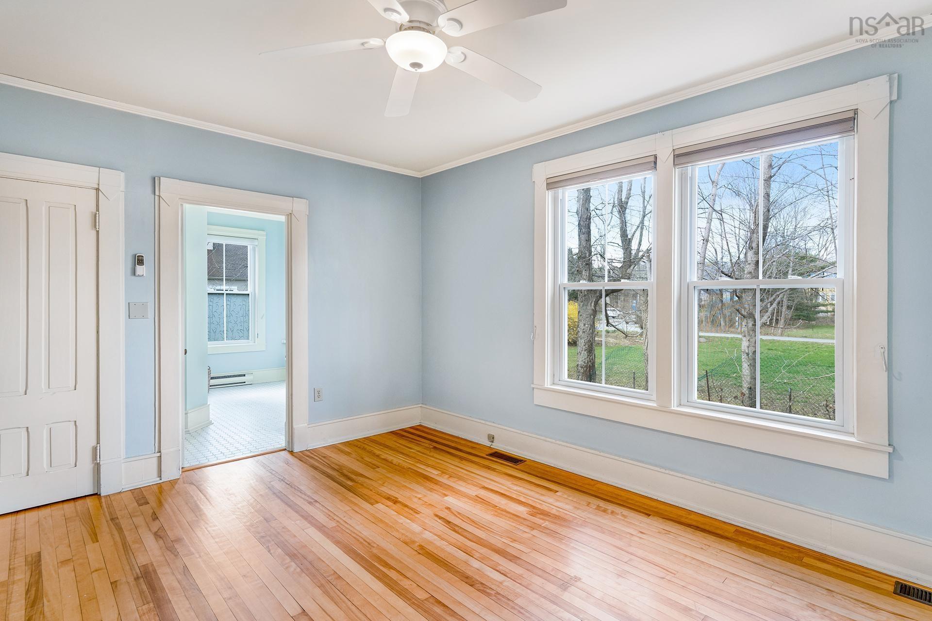 $989,000.00: 389 Main Street, Mahone Bay