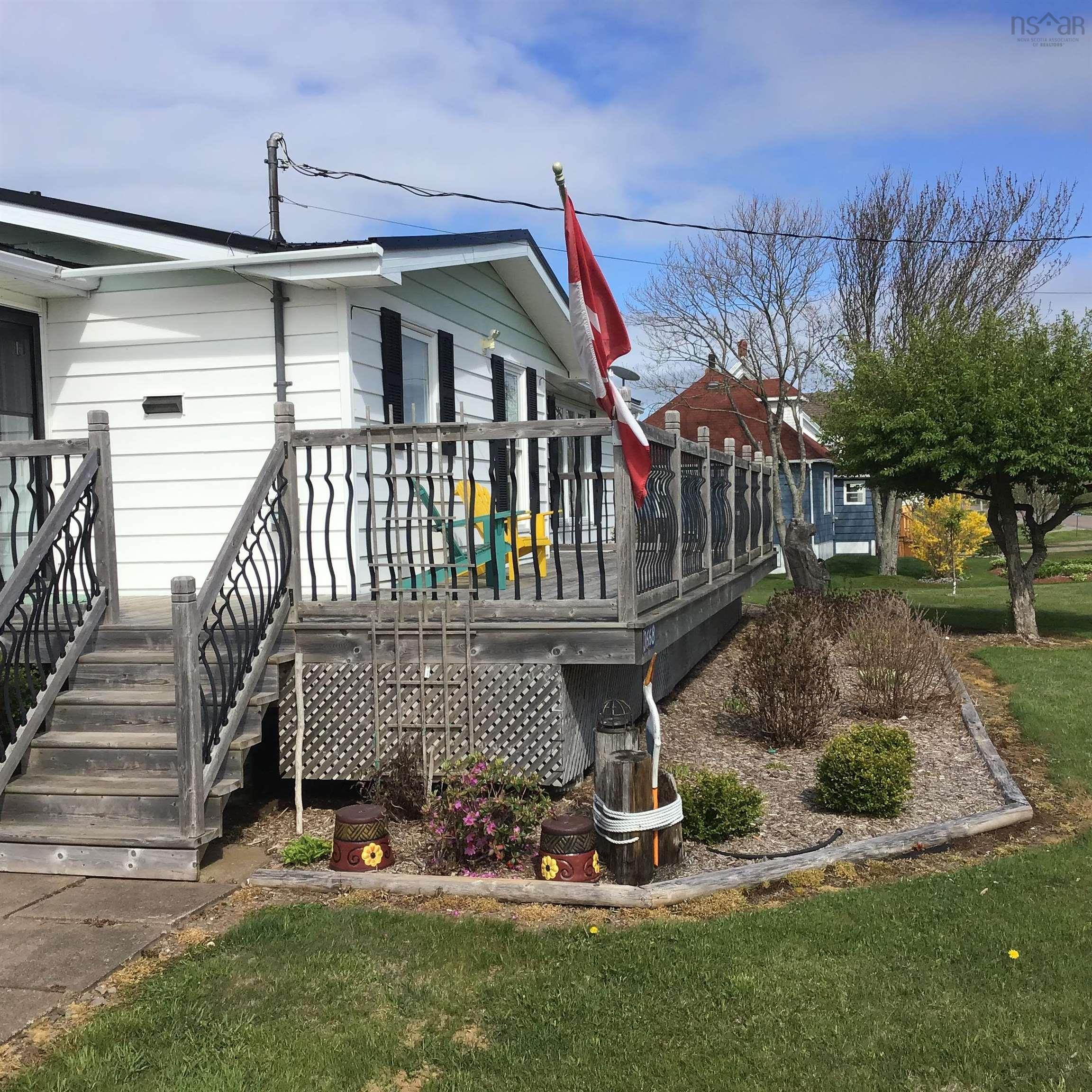 $399,000.00: 3668 Highway 209, Advocate Harbour