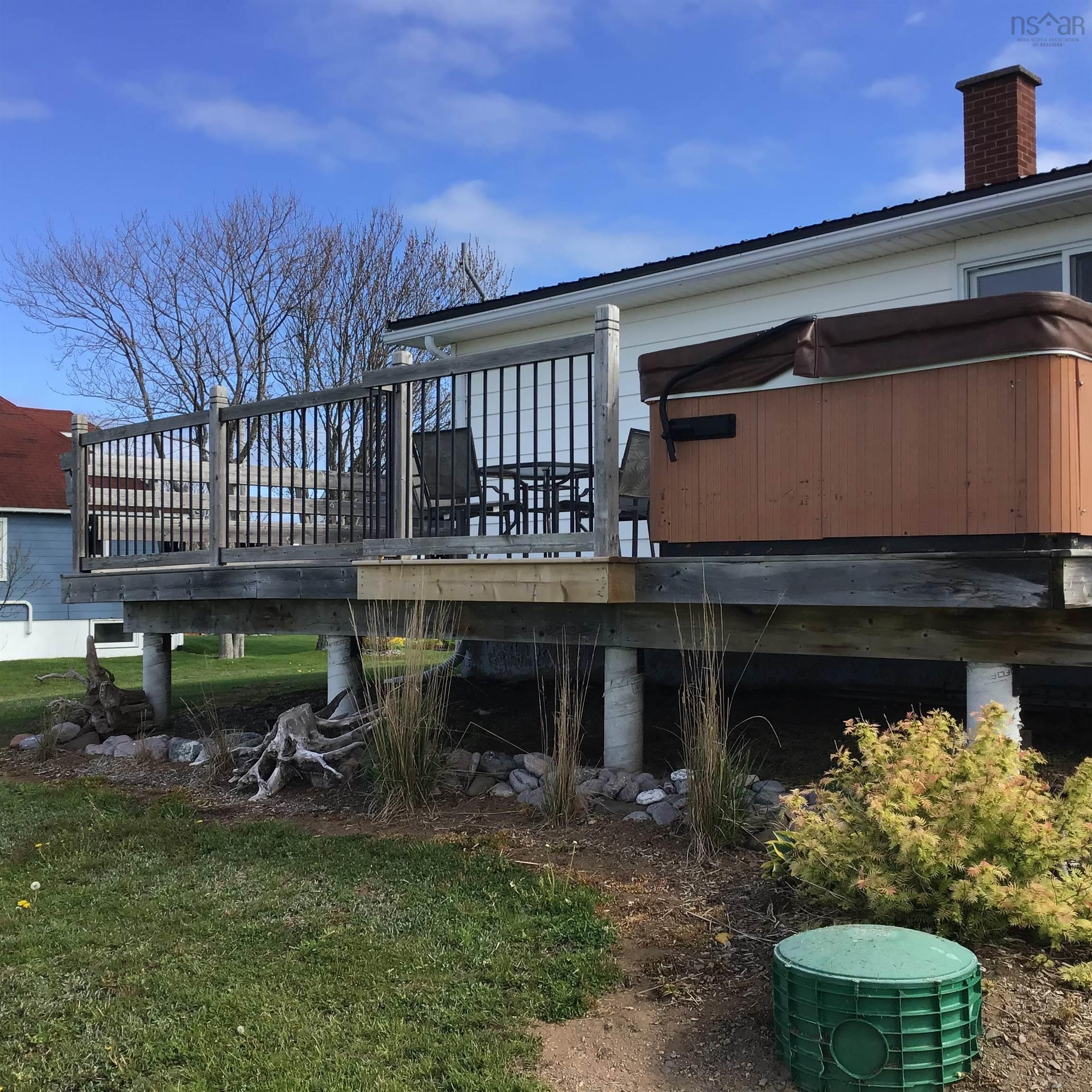 $399,000.00: 3668 Highway 209, Advocate Harbour