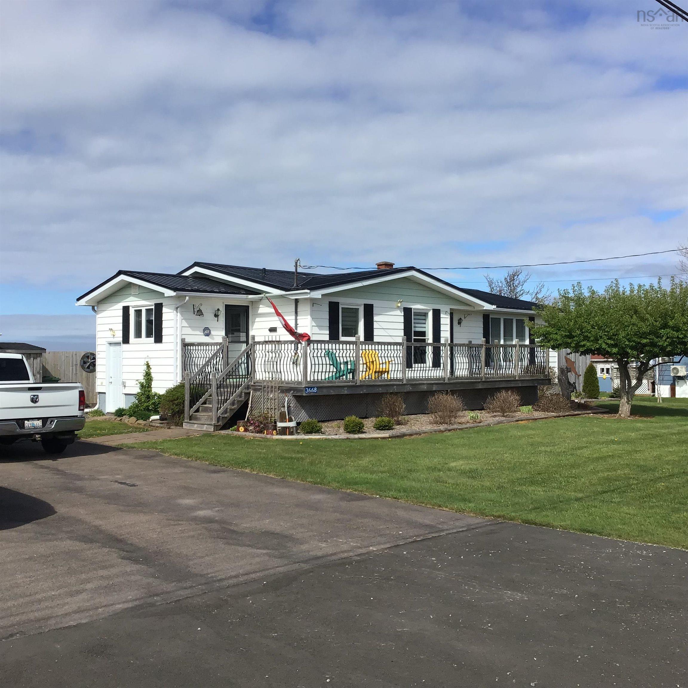 $399,000.00: 3668 Highway 209, Advocate Harbour