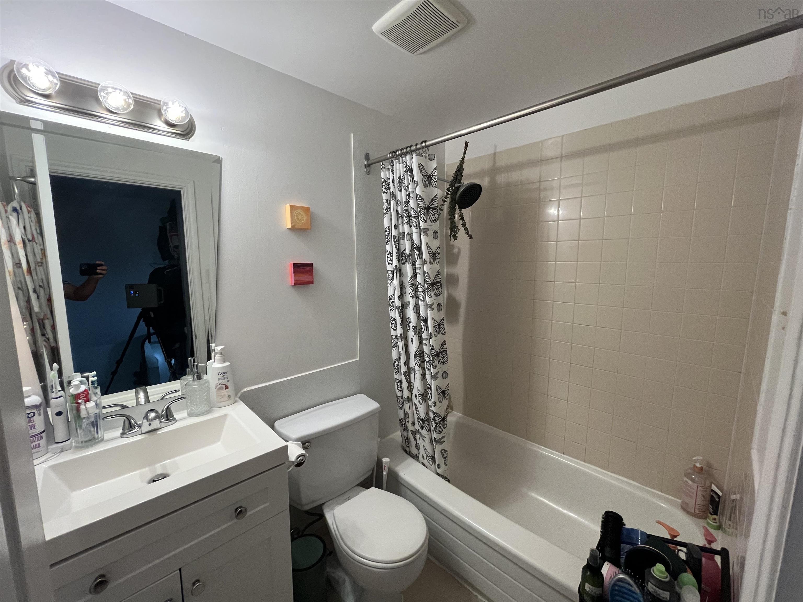 $1,349,900.00: 5639 Morris Street, Halifax