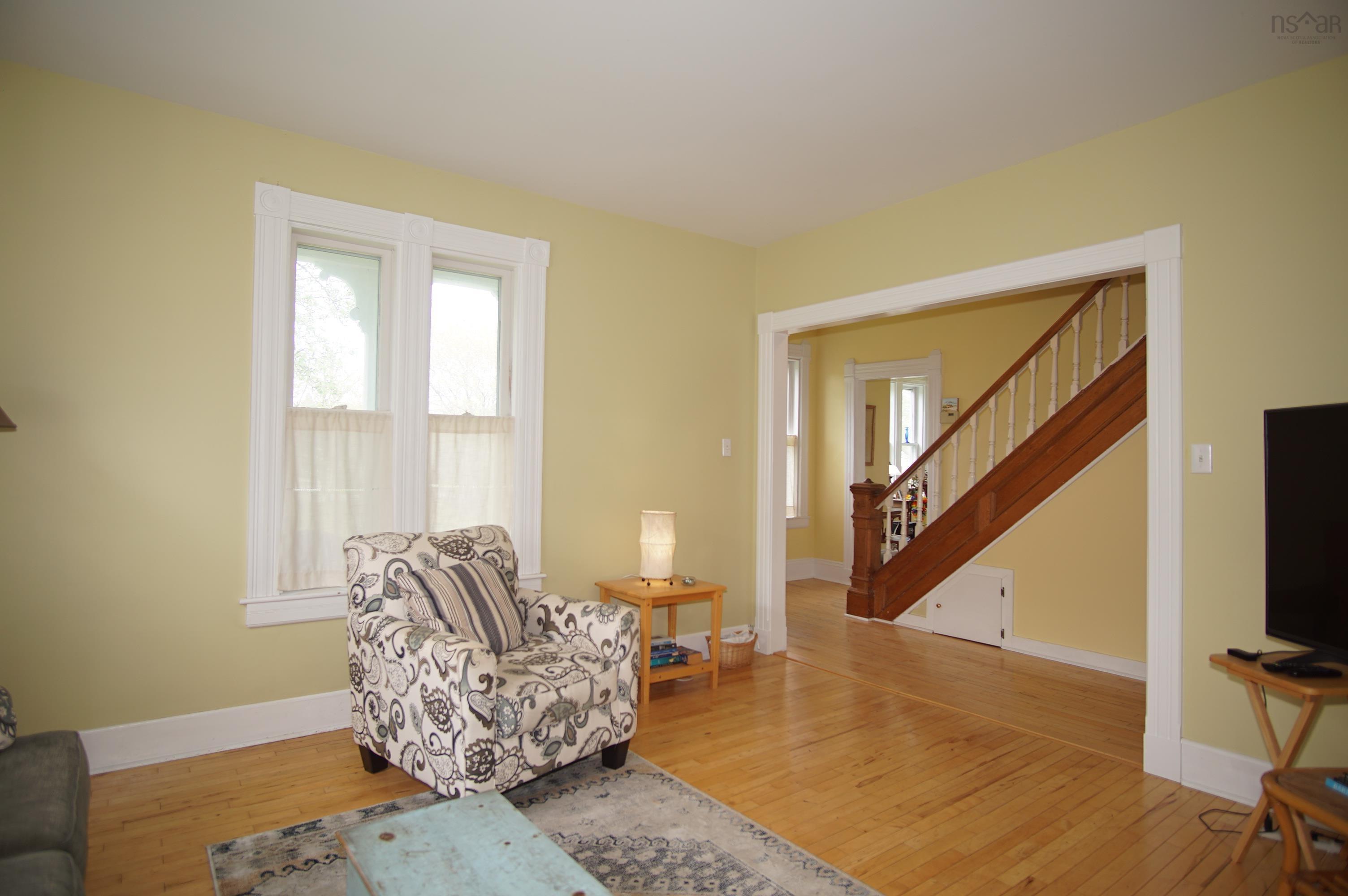 $289,000.00: 211 Mowatt Street, Shelburne
