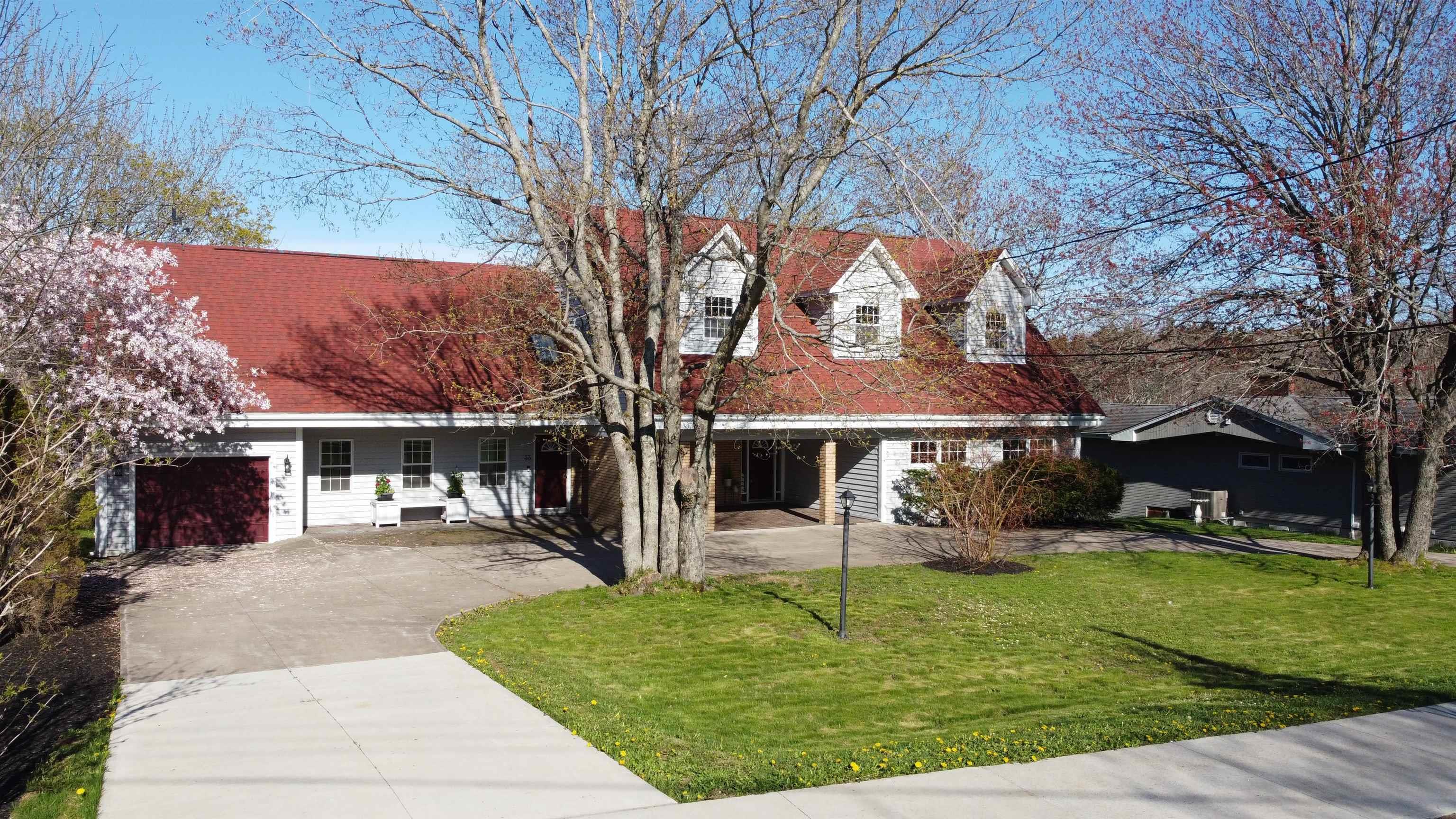 33 WILDWOOD BOULEVARD, DARTMOUTH, NS B2W 2L7 Homes By Bre