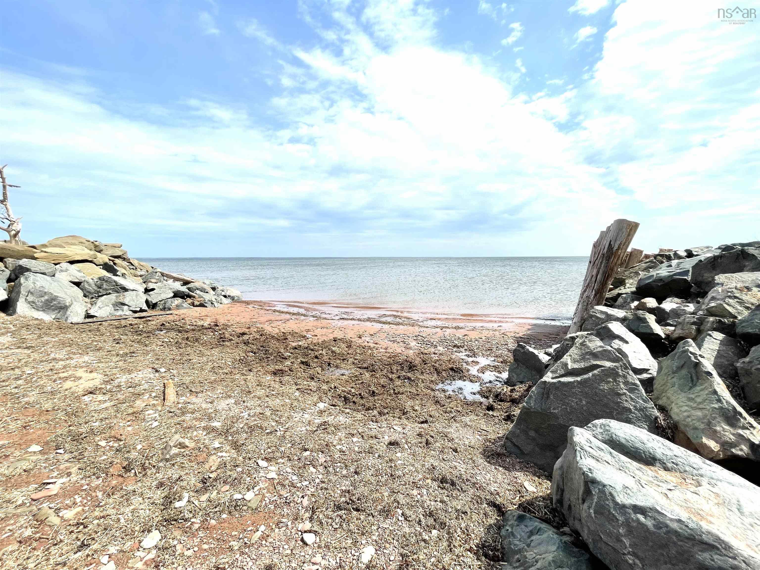$324,900.00: 56 Oulton Beach Drive, Lorneville