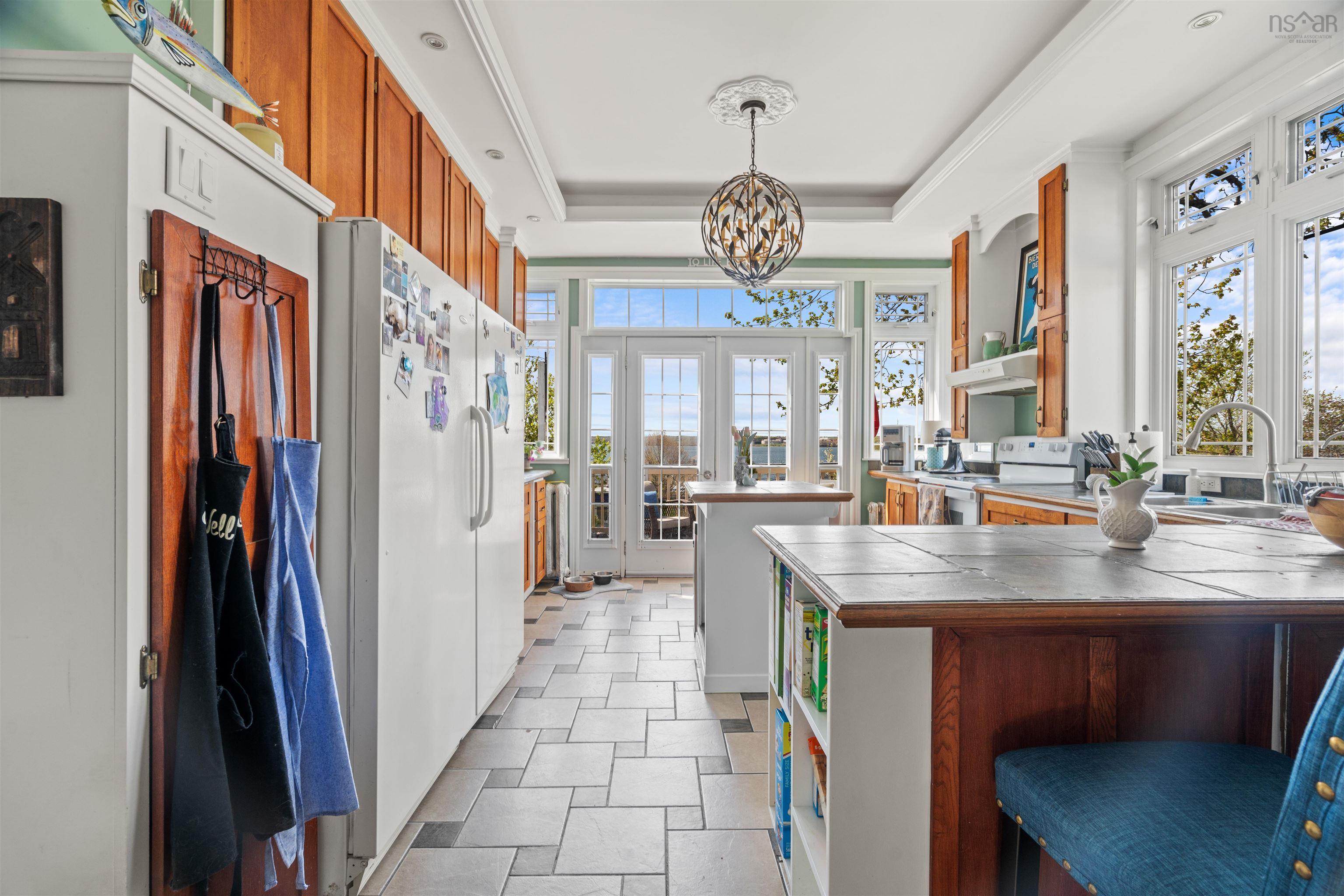 $369,900.00: 165 High Street, Pictou