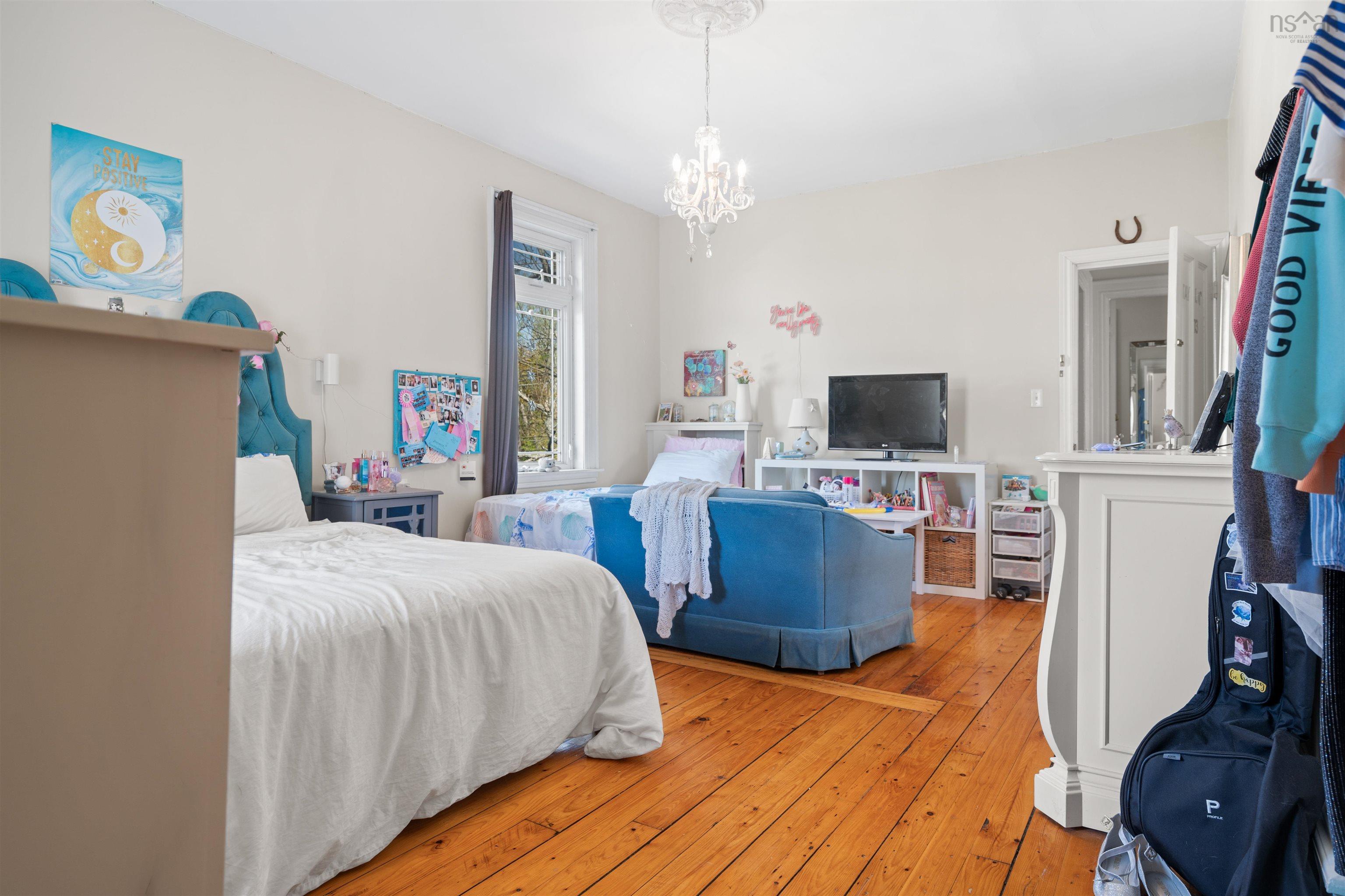 $369,900.00: 165 High Street, Pictou