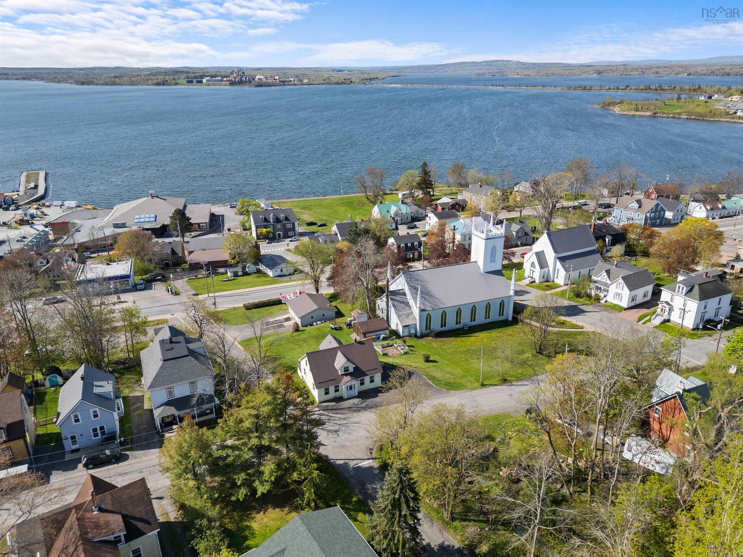 $369,900.00: 165 High Street, Pictou