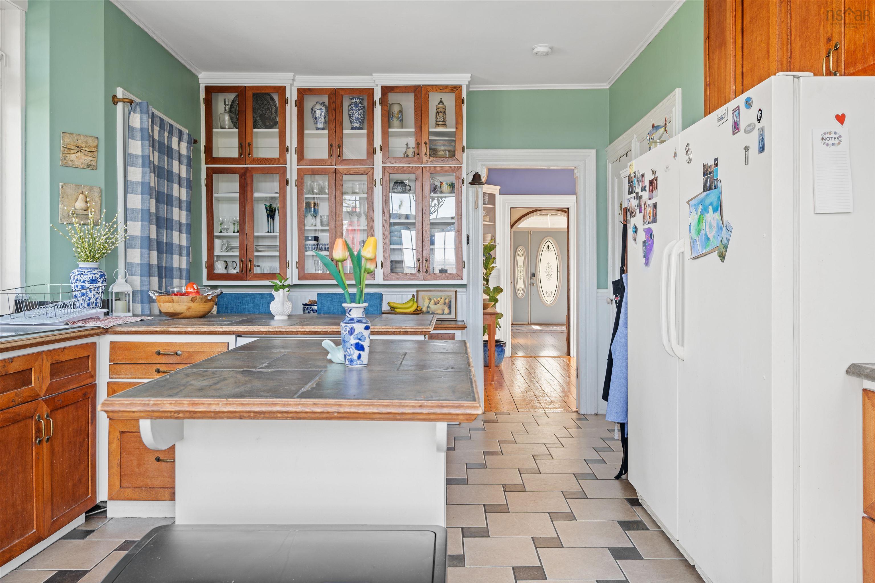 $369,900.00: 165 High Street, Pictou