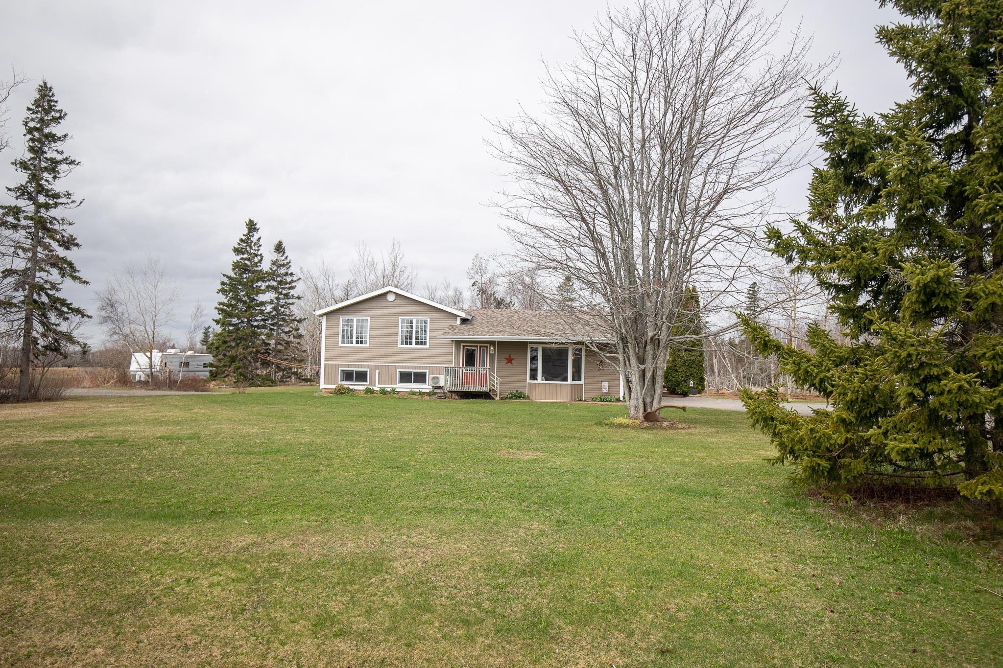 $574,900.00: 1127 Ferry Road, Fox Harbour