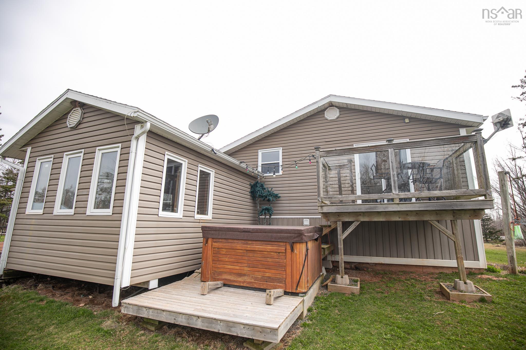 $574,900.00: 1127 Ferry Road, Fox Harbour