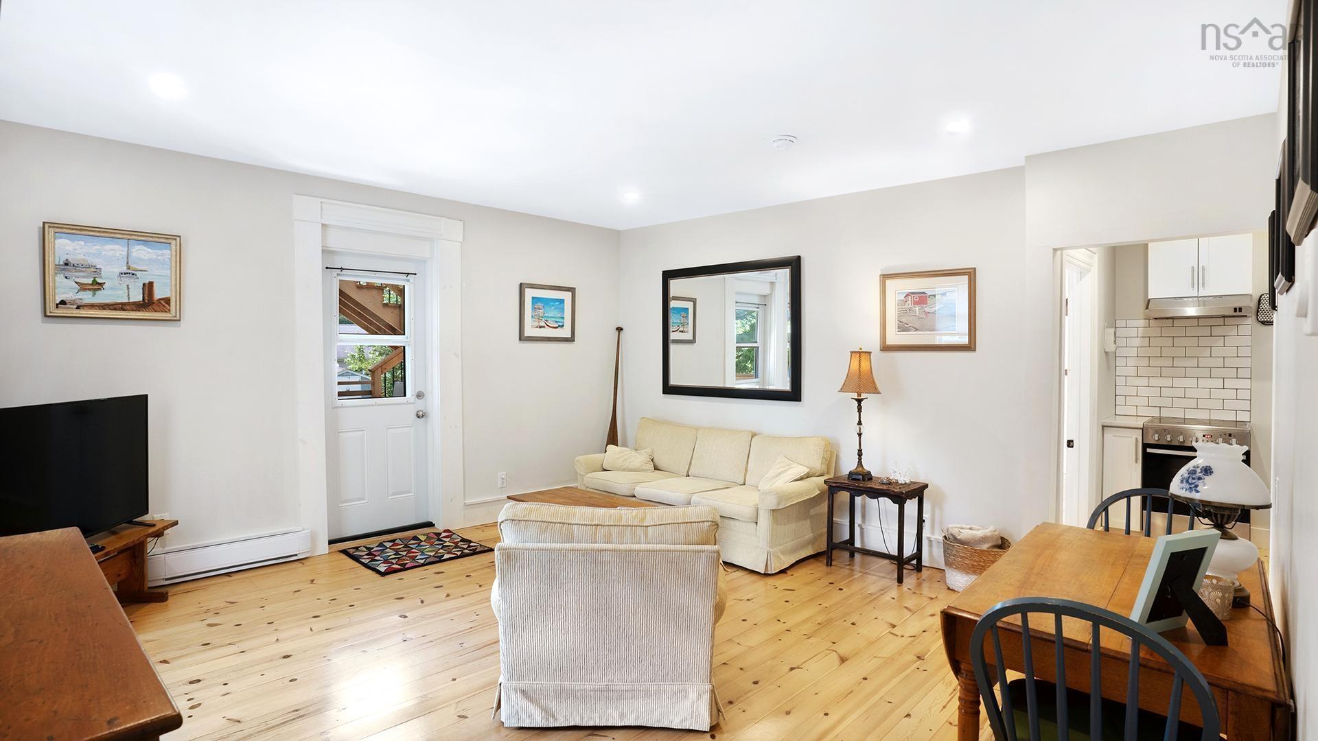 $879,000.00: 350 Main Street, Mahone Bay