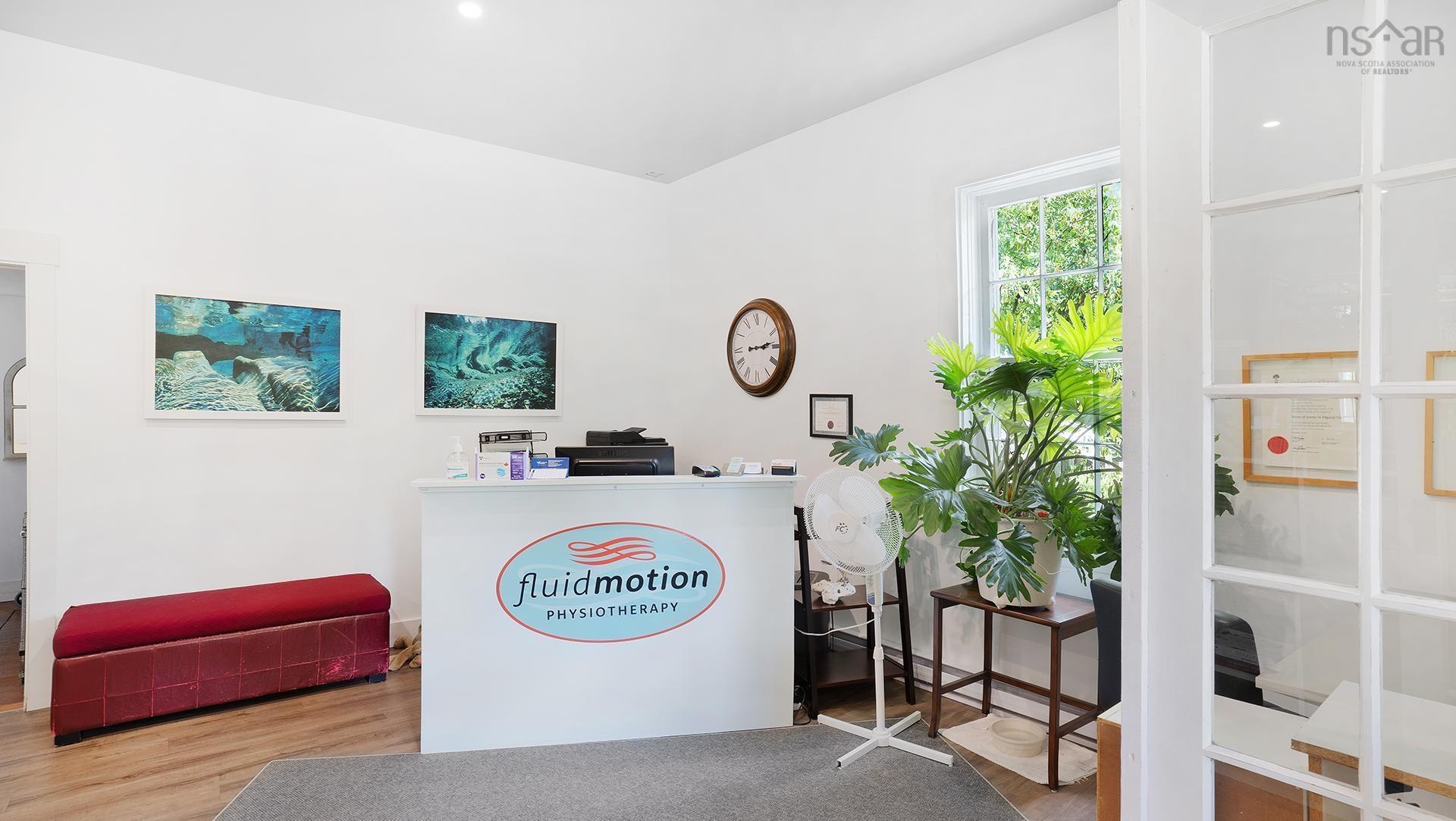$879,000.00: 350 Main Street, Mahone Bay