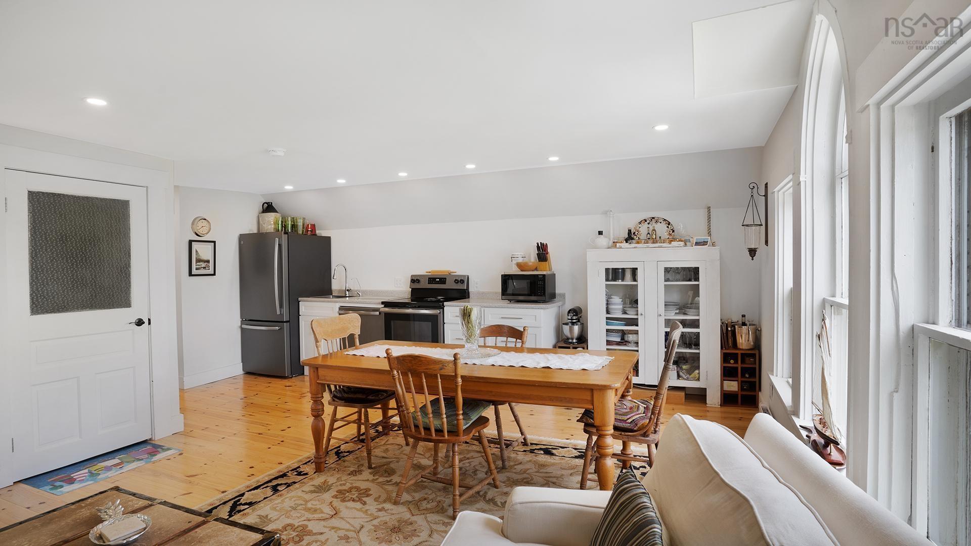 $879,000.00: 350 Main Street, Mahone Bay