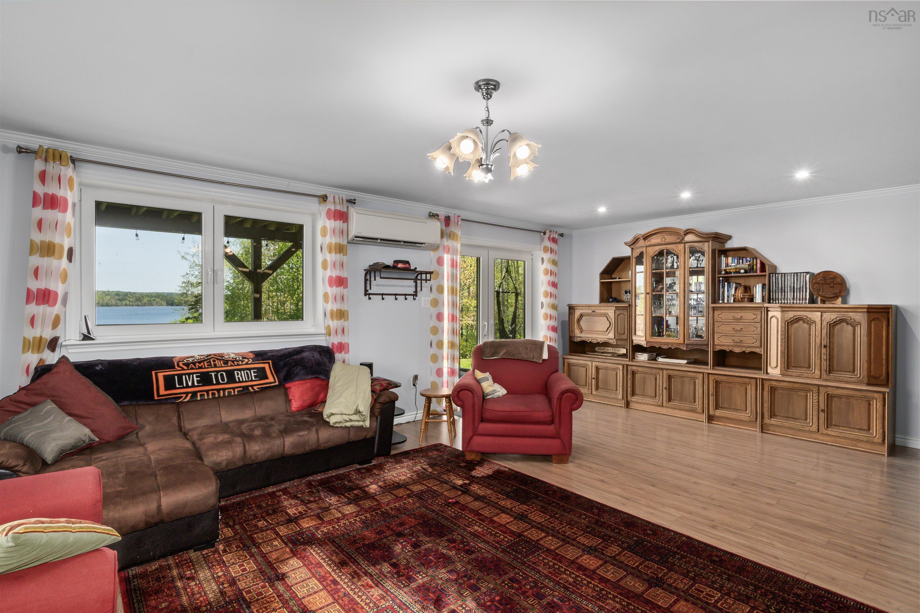 $824,900.00: 1852 Cornwall Road, Middle New Cornwall