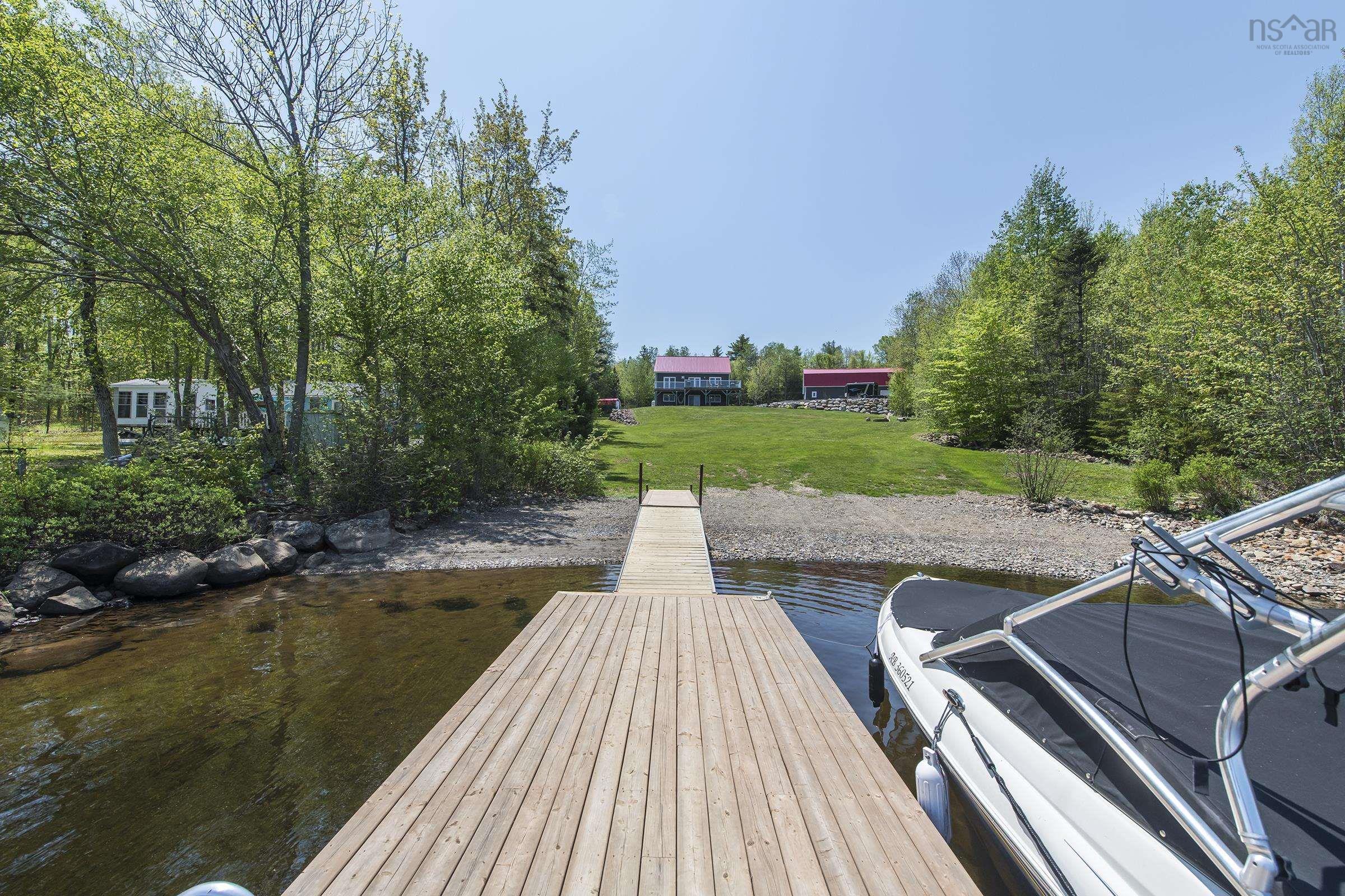 $824,900.00: 1852 Cornwall Road, Middle New Cornwall
