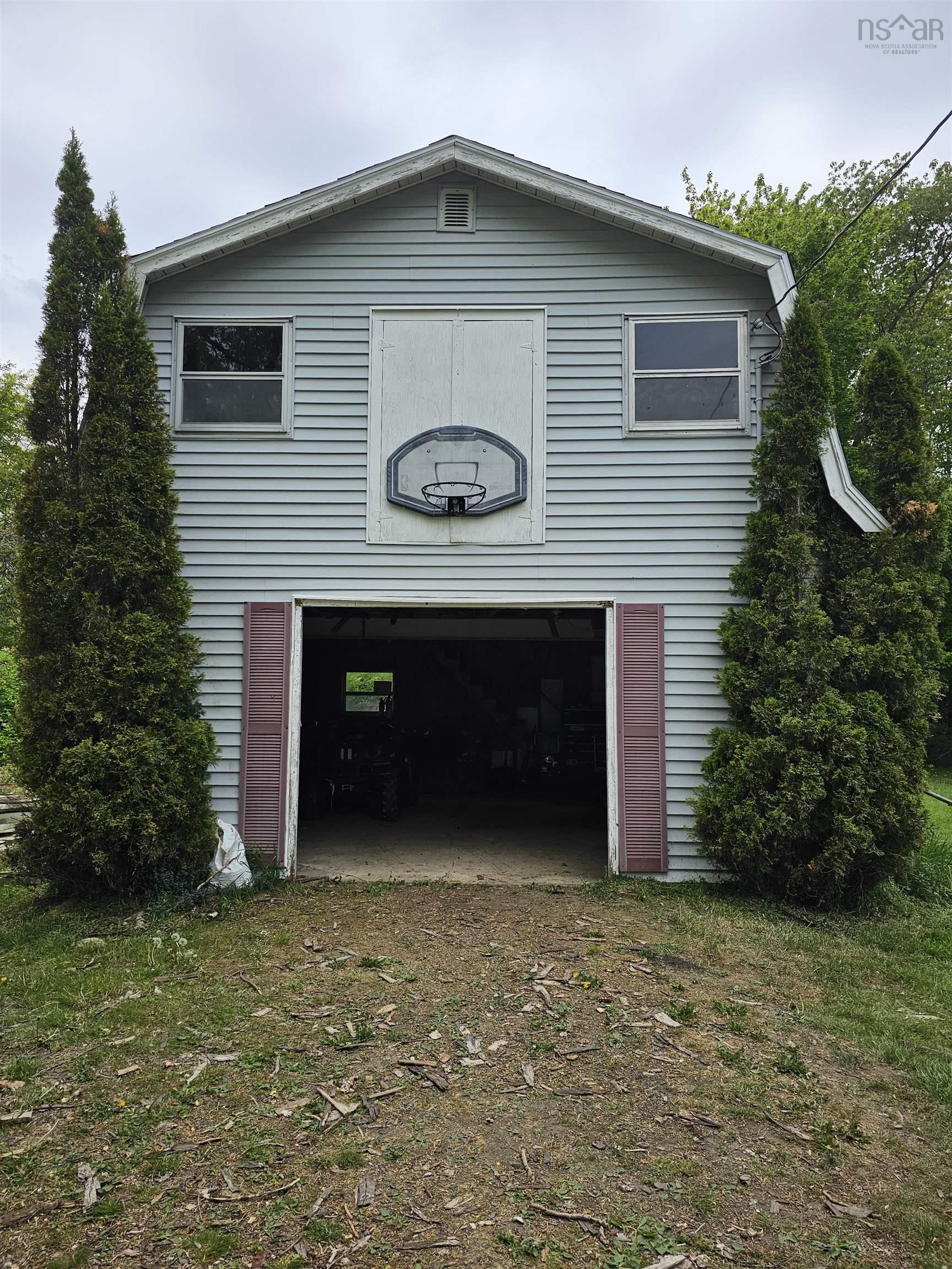 $376,000.00: 8865 & 8869 Highway 101, Brighton