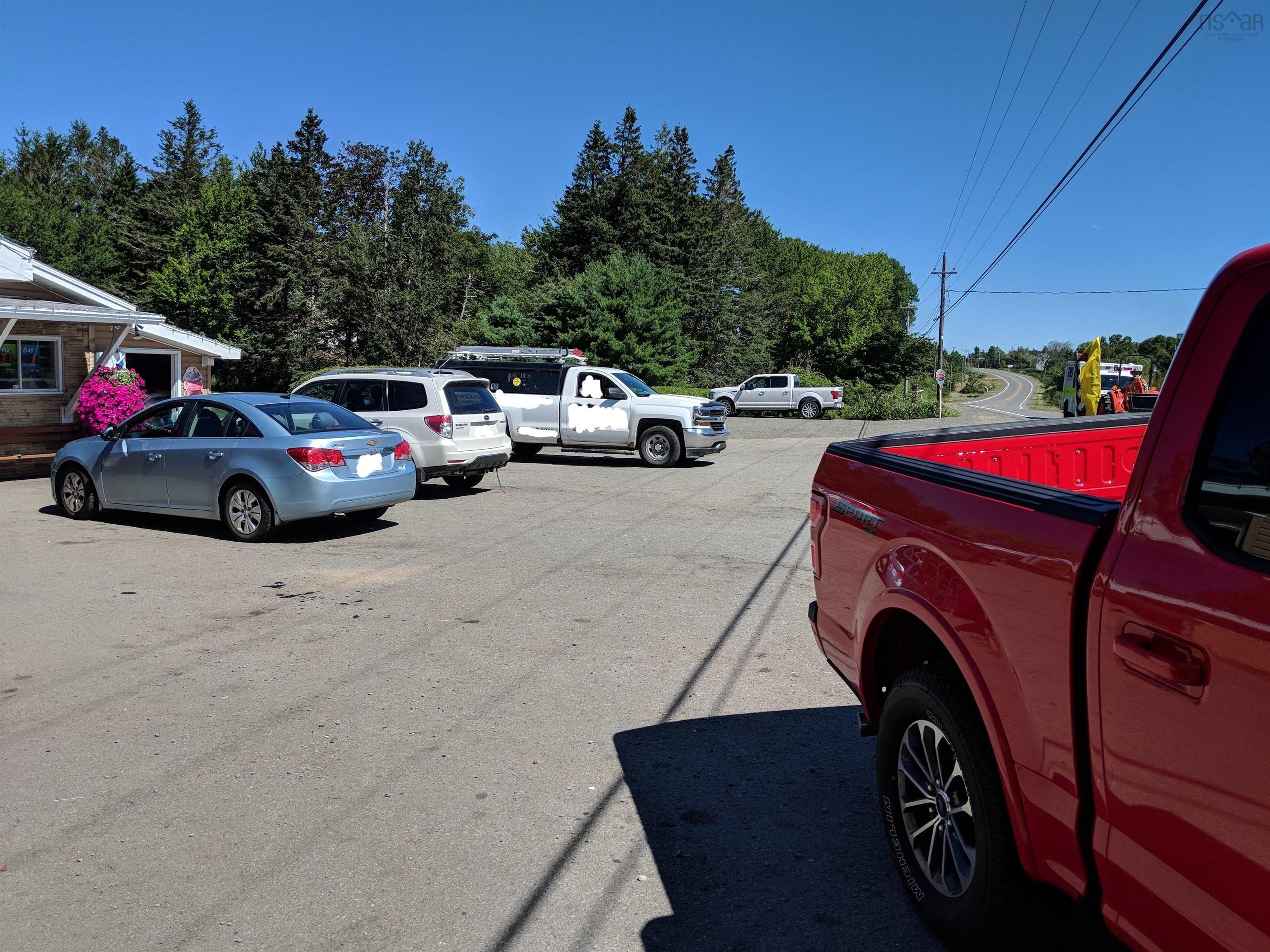 $289,000.00: 8865 & 8869 Highway 101, Brighton
