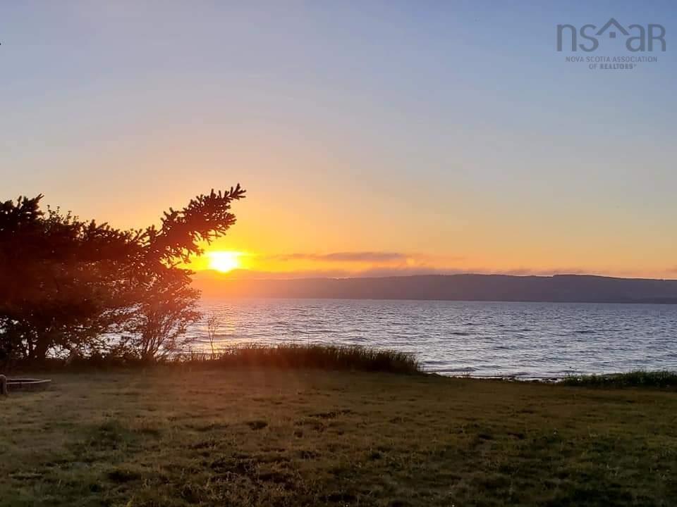 $289,000.00: 8865 & 8869 Highway 101, Brighton