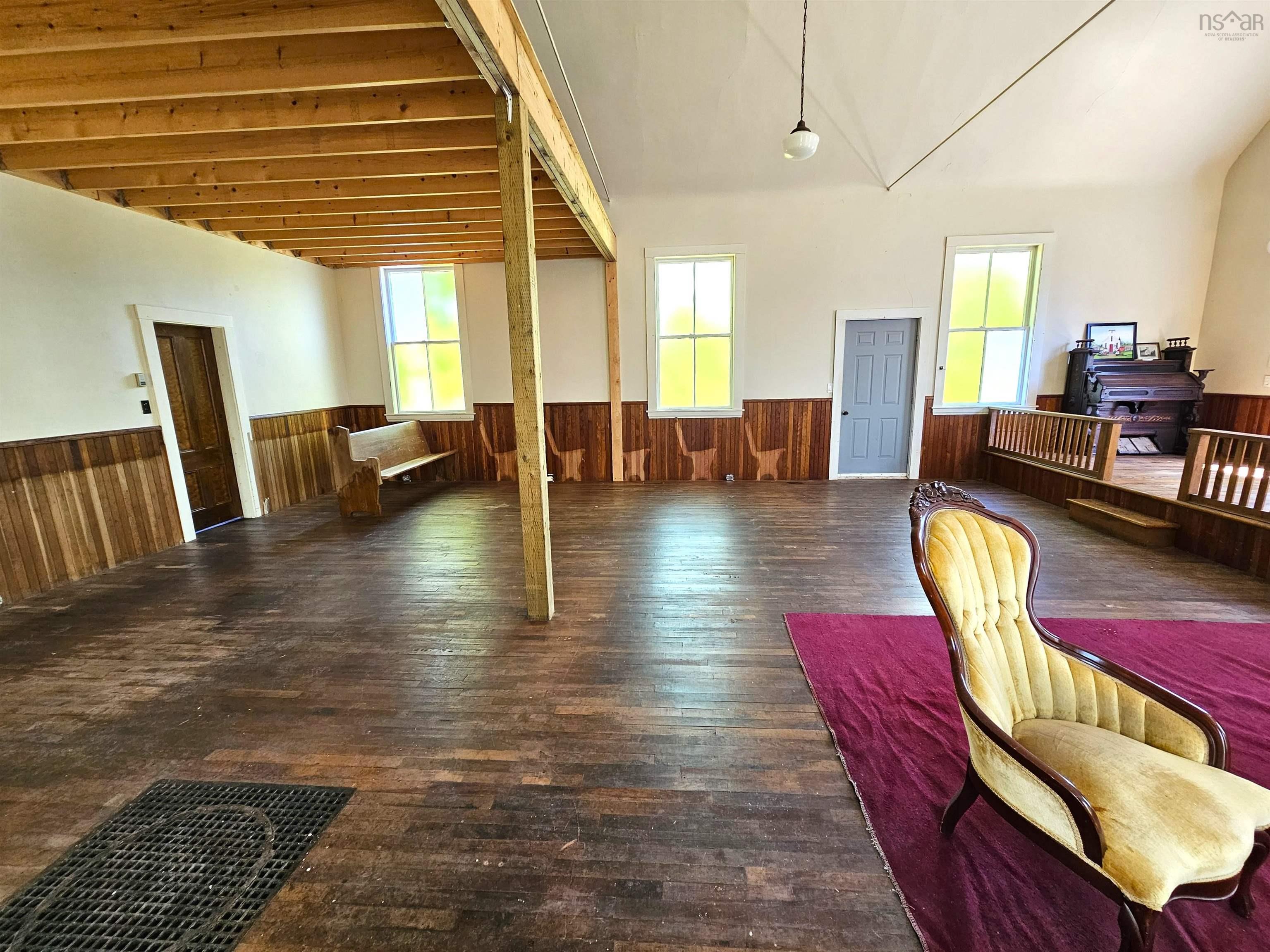 $124,900.00: 6910 Highway 2, Portapique