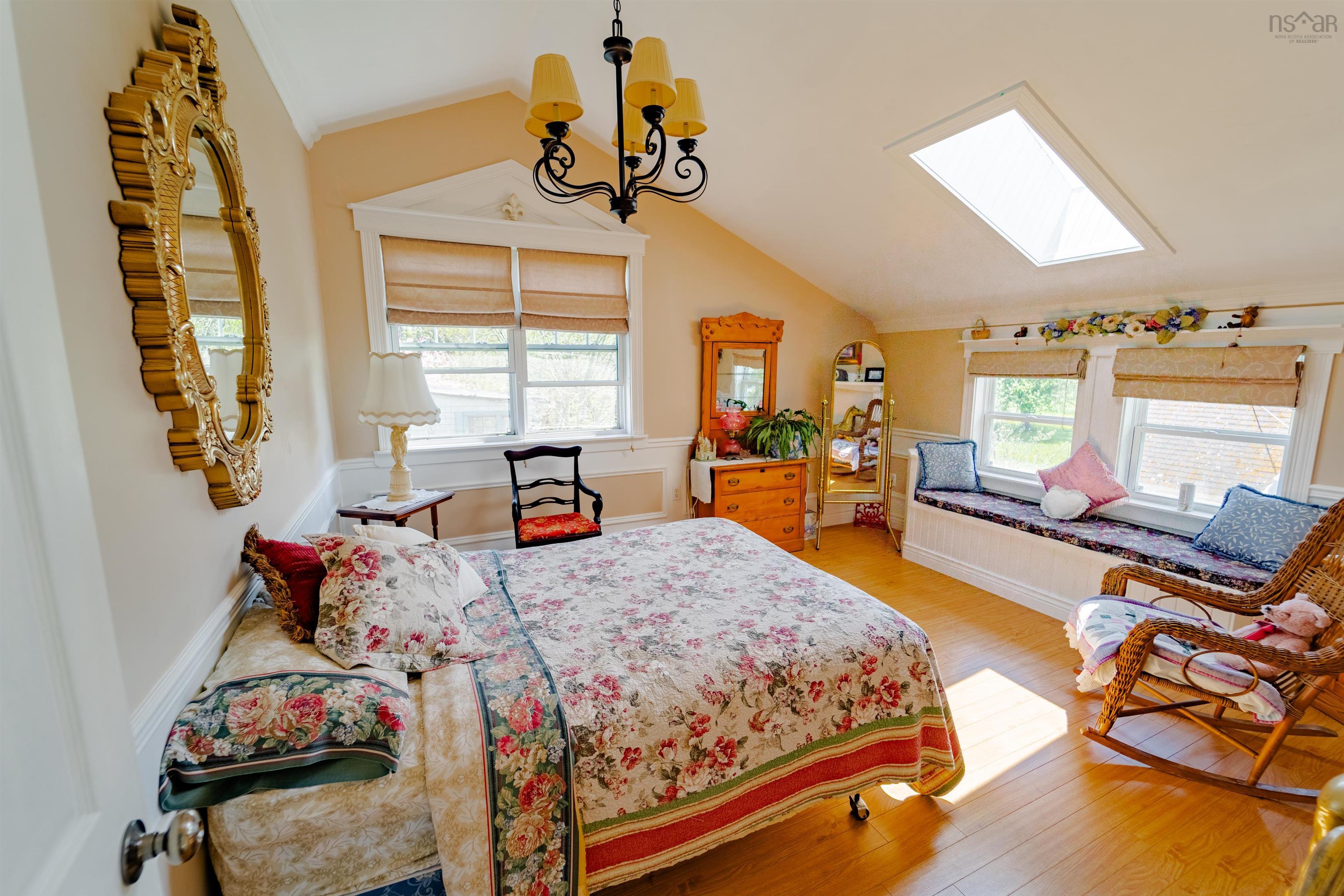 $700,000.00: 1247 Sandy Point Road, Sandy Point