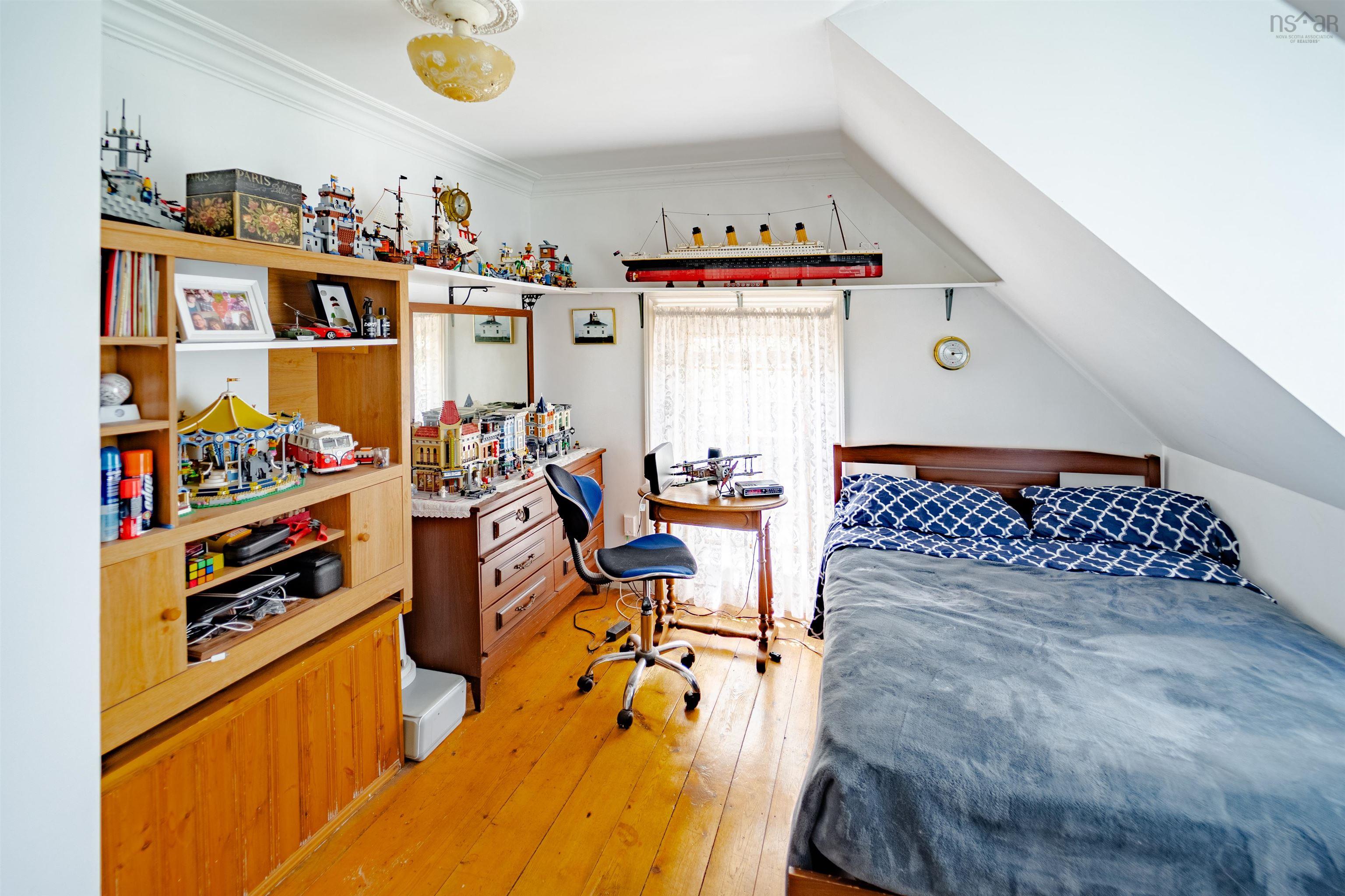 $700,000.00: 1247 Sandy Point Road, Sandy Point