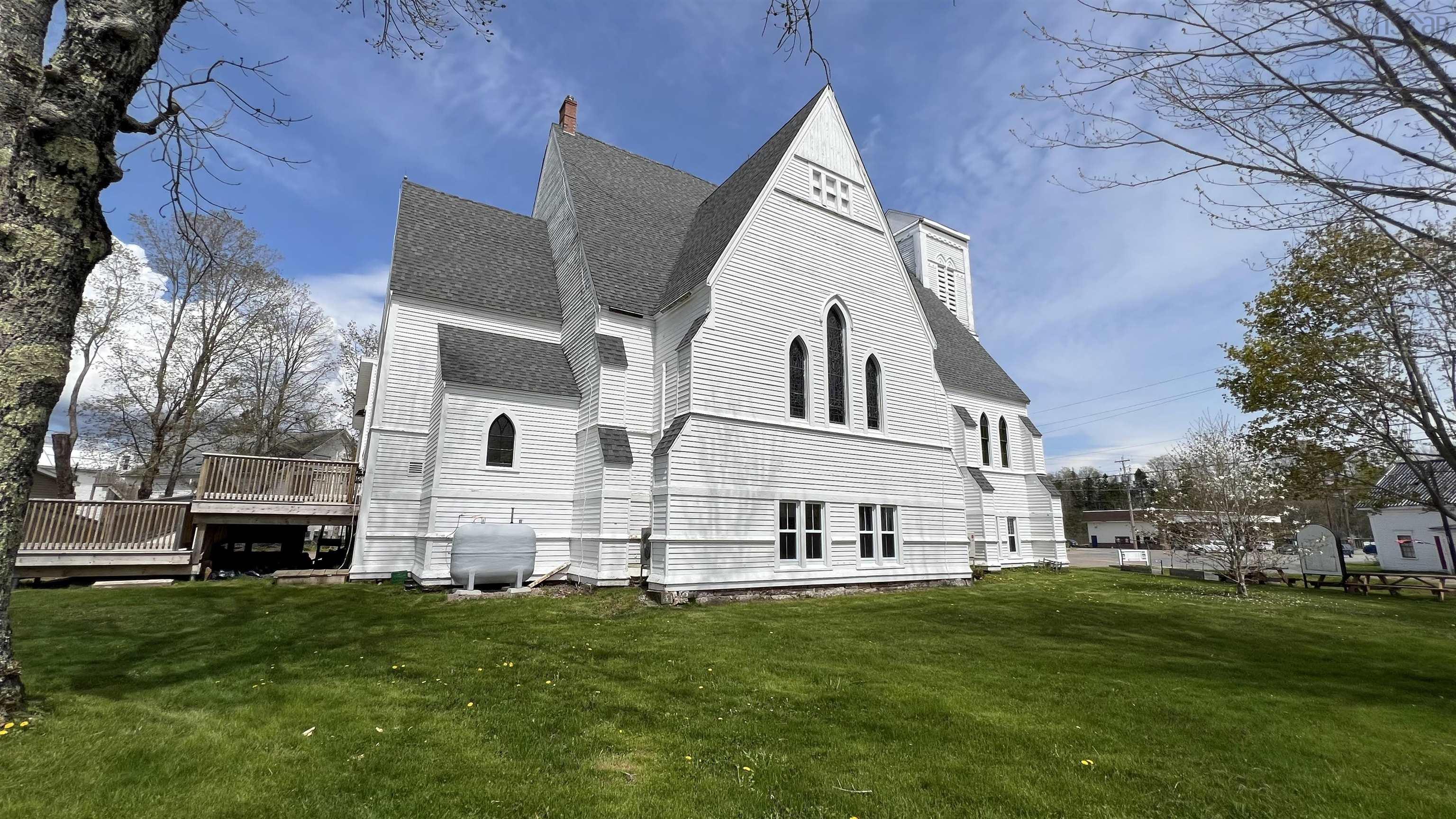 $499,900.00: 8729 Highway 2, Great Village