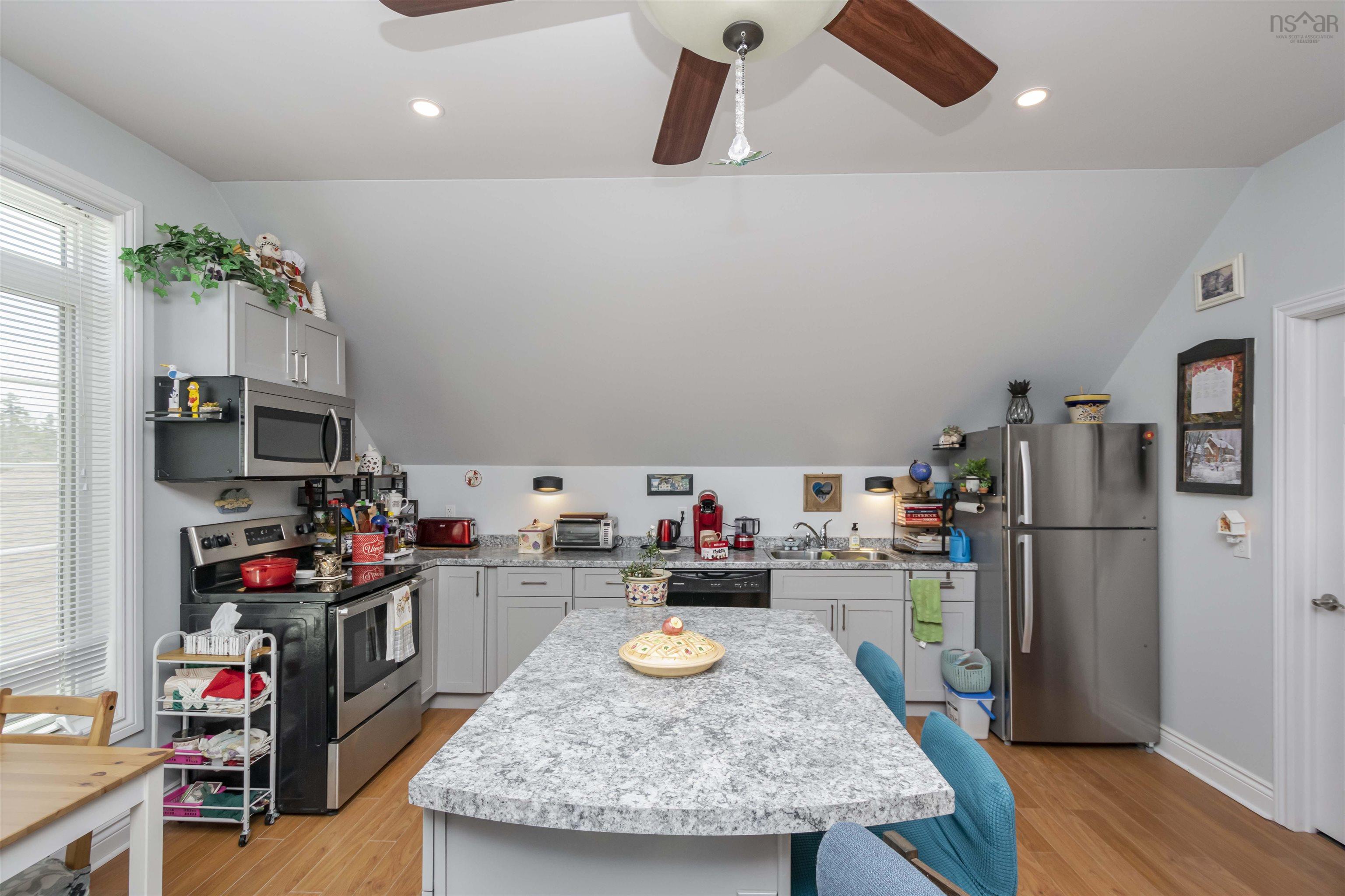 $1,375,000.00: 1415 Lucasville Road, Hammonds Plains