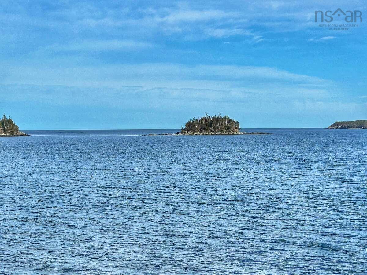 $99,900.00: 16331 Highway 7, Pleasant Harbour