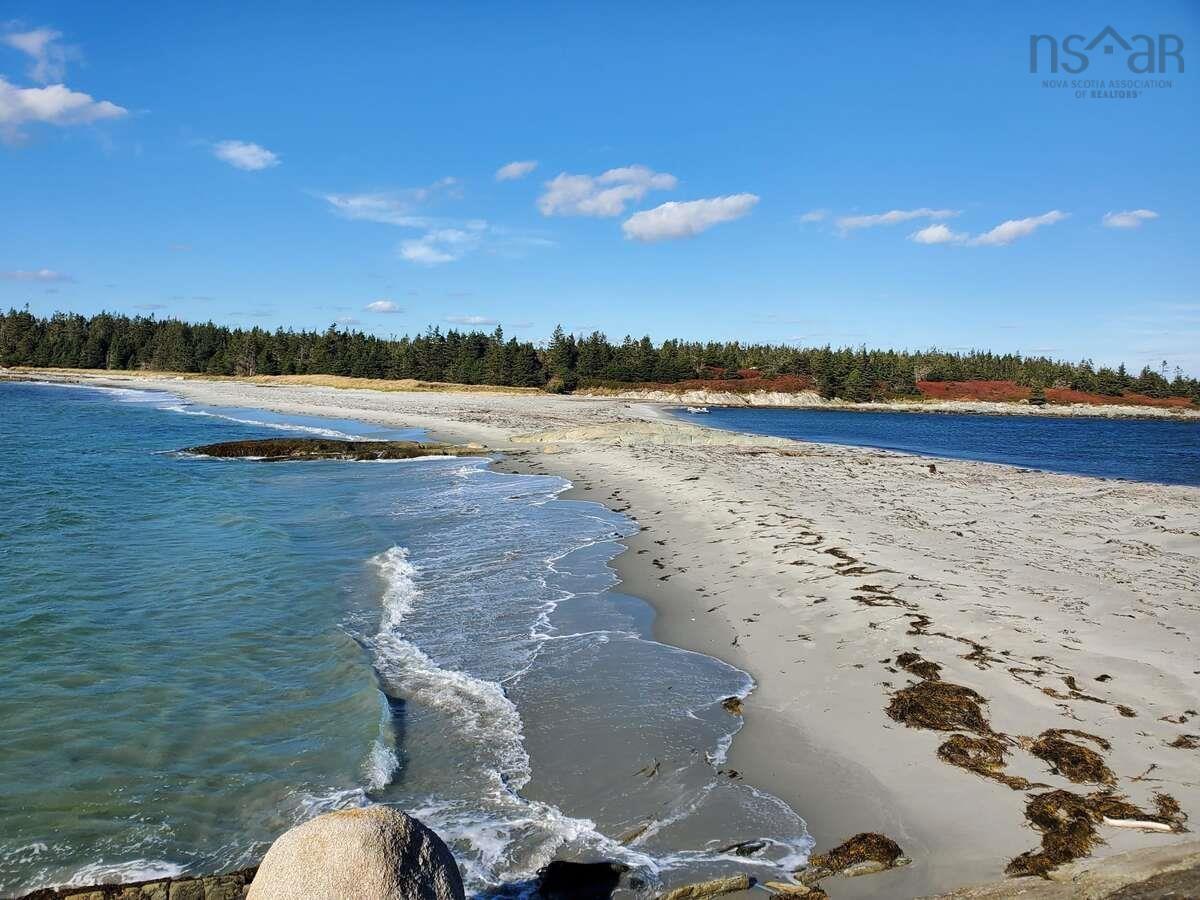 $99,900.00: 16331 Highway 7, Pleasant Harbour