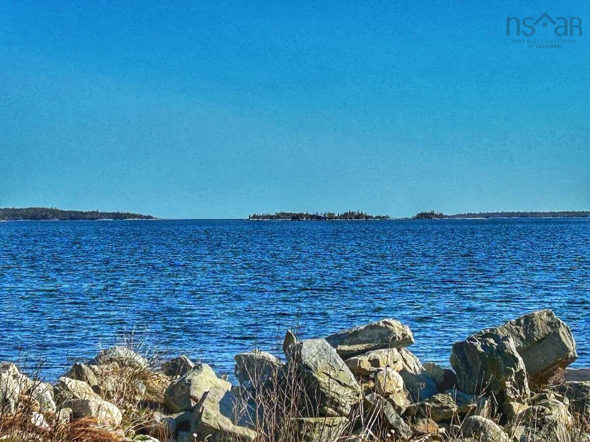 $99,900.00: 16331 Highway 7, Pleasant Harbour