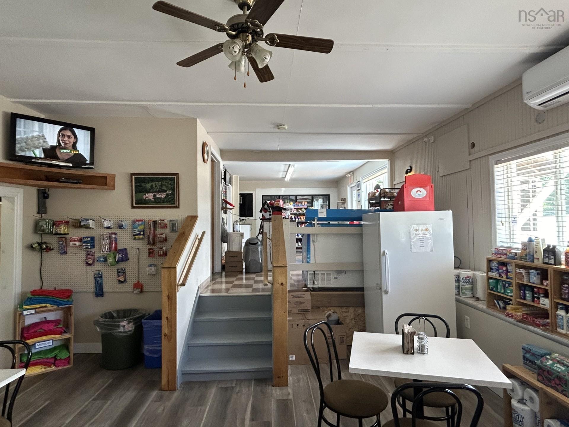 $699,999.00: 1223/1225/1227 East Dalhousie Road, East Dalhousie