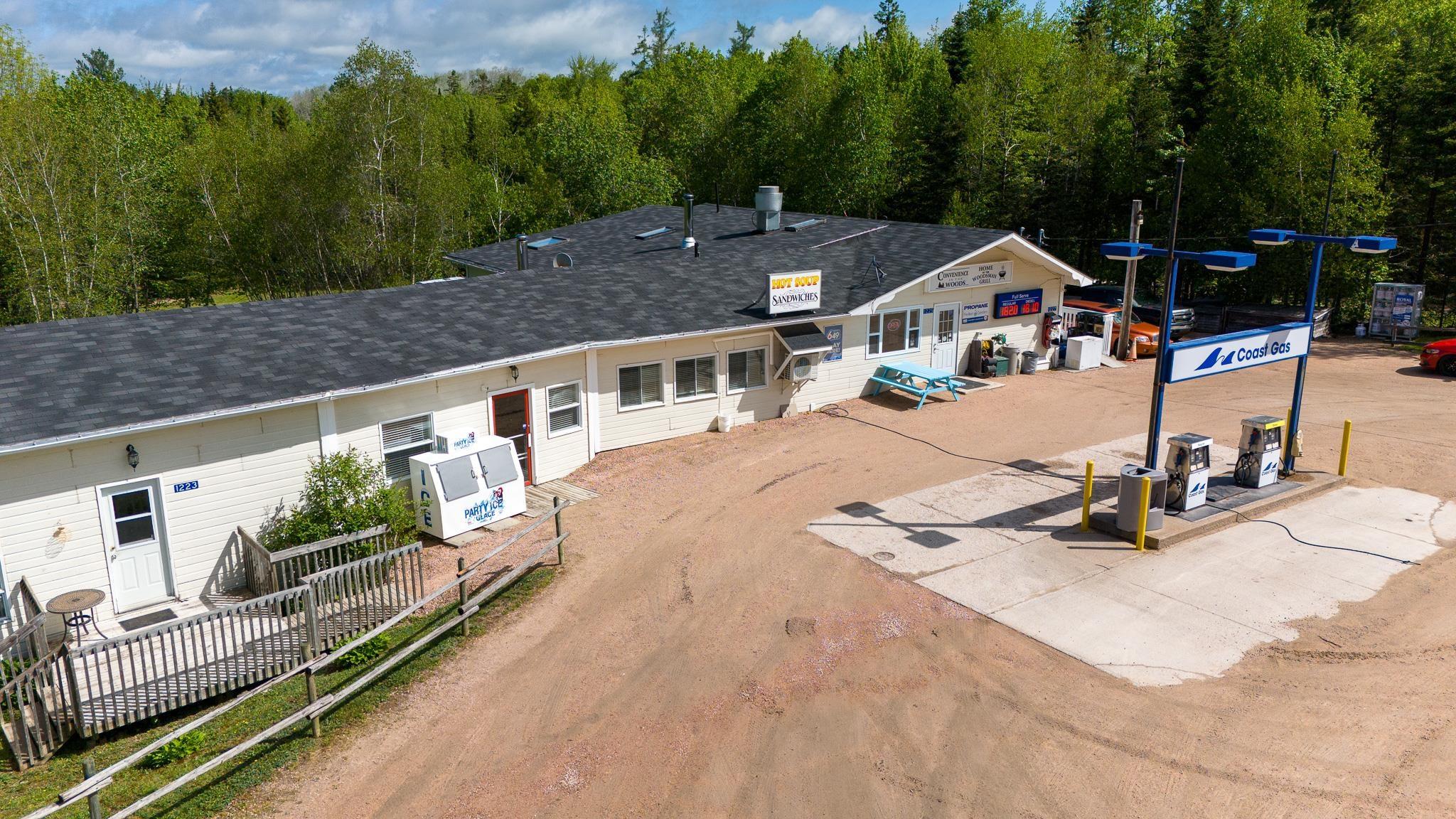 $699,999.00: 1223/1225/1227 East Dalhousie Road, East Dalhousie
