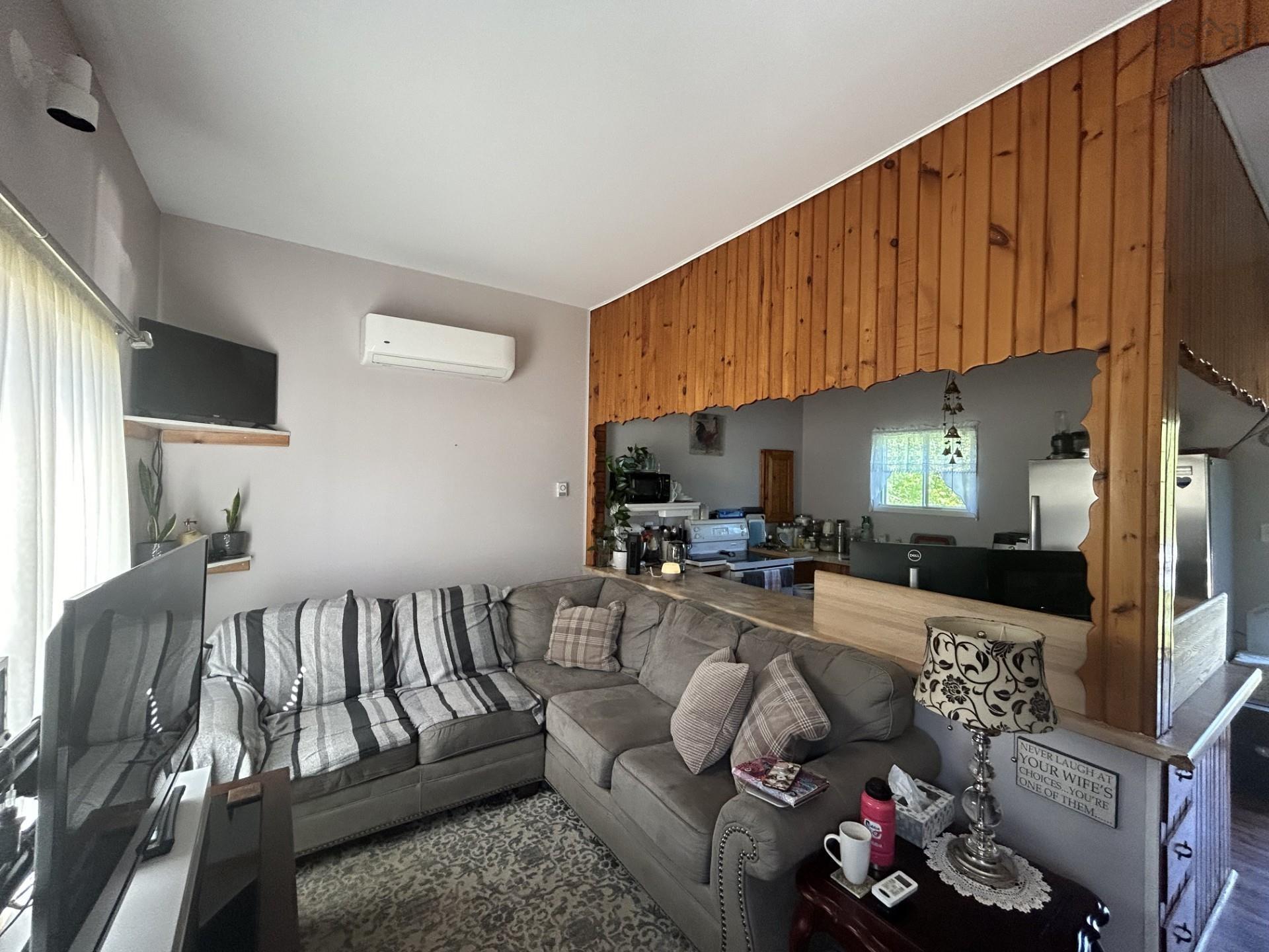 $699,999.00: 1223/1225/1227 East Dalhousie Road, East Dalhousie