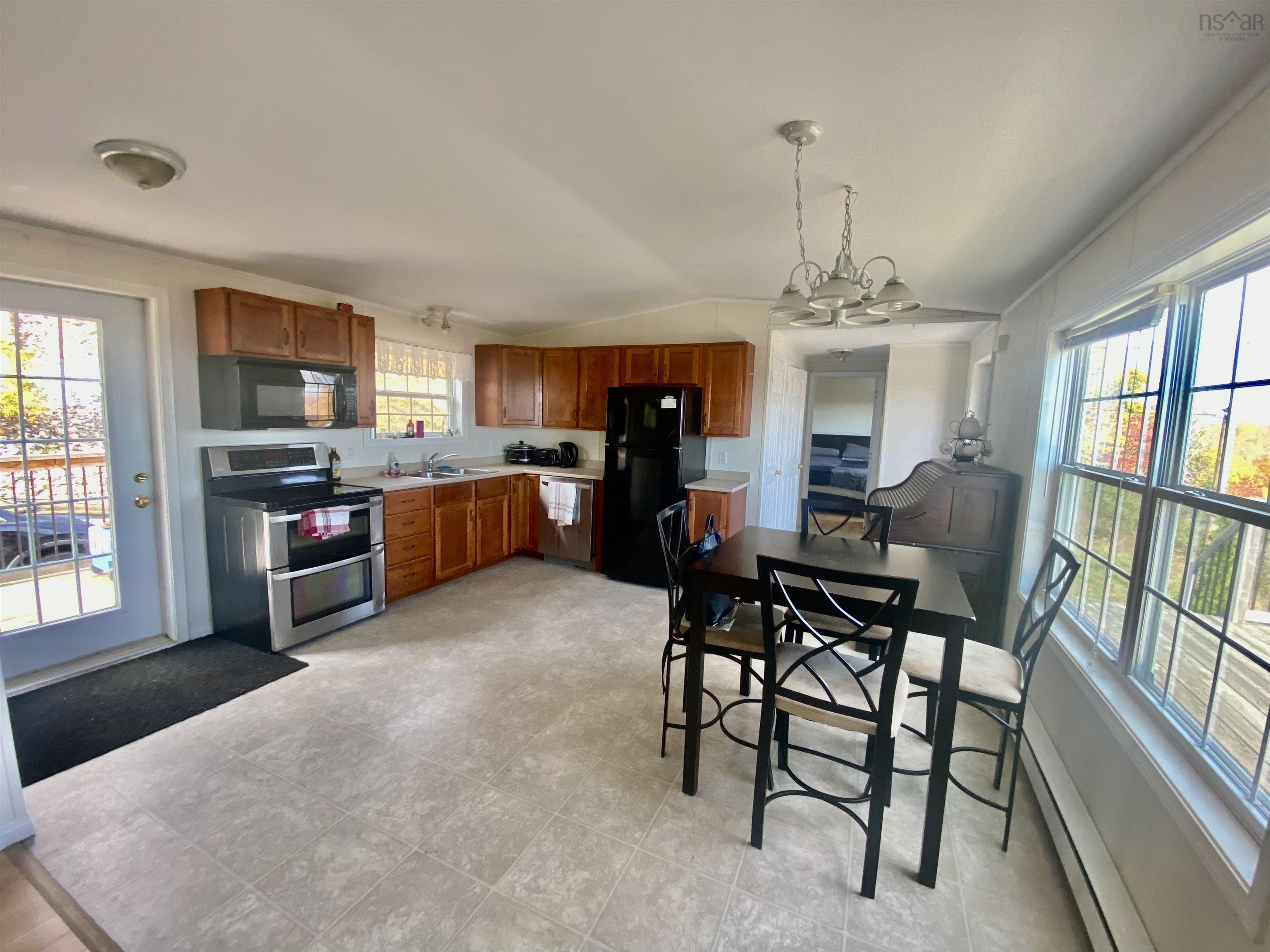 $280,000.00: 4289 Marble Mountain Road, Lime Hill
