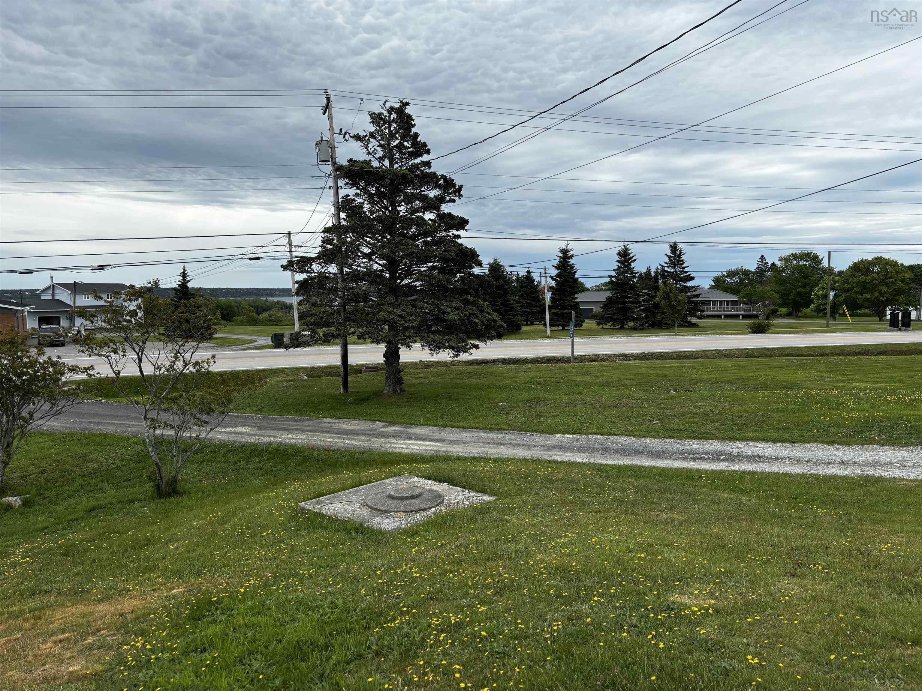 $210,000.00: 712 Highway 335, West Pubnico