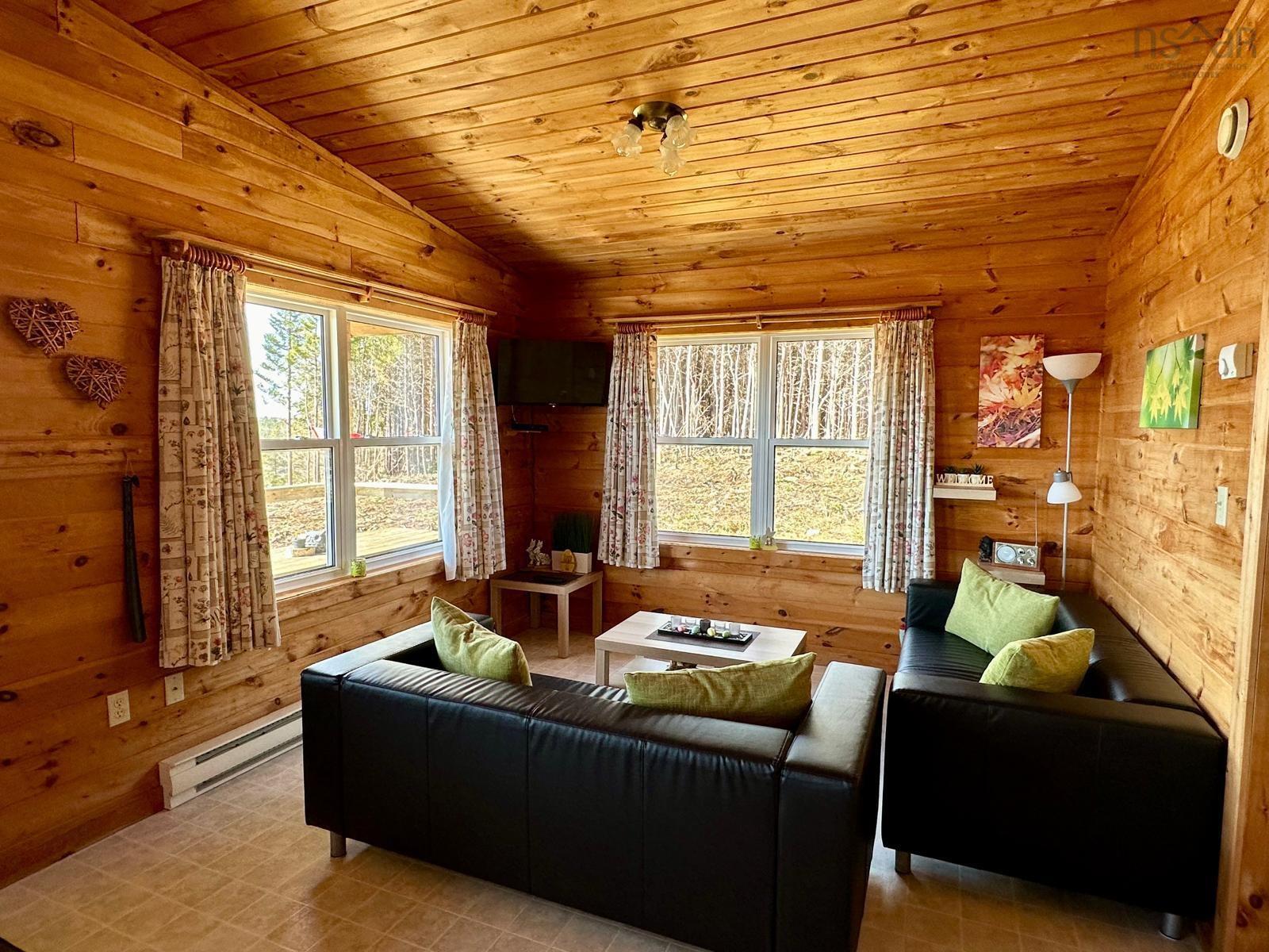 $196,000.00: 34 Eagle Valley Road, Upper Fox Island