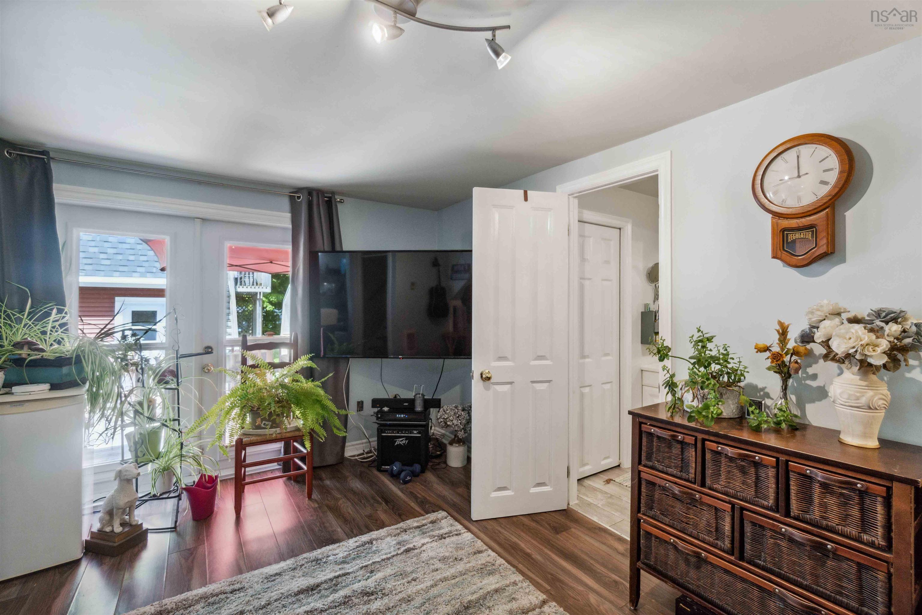 $919,000.00: 9757 Main Street, Canning