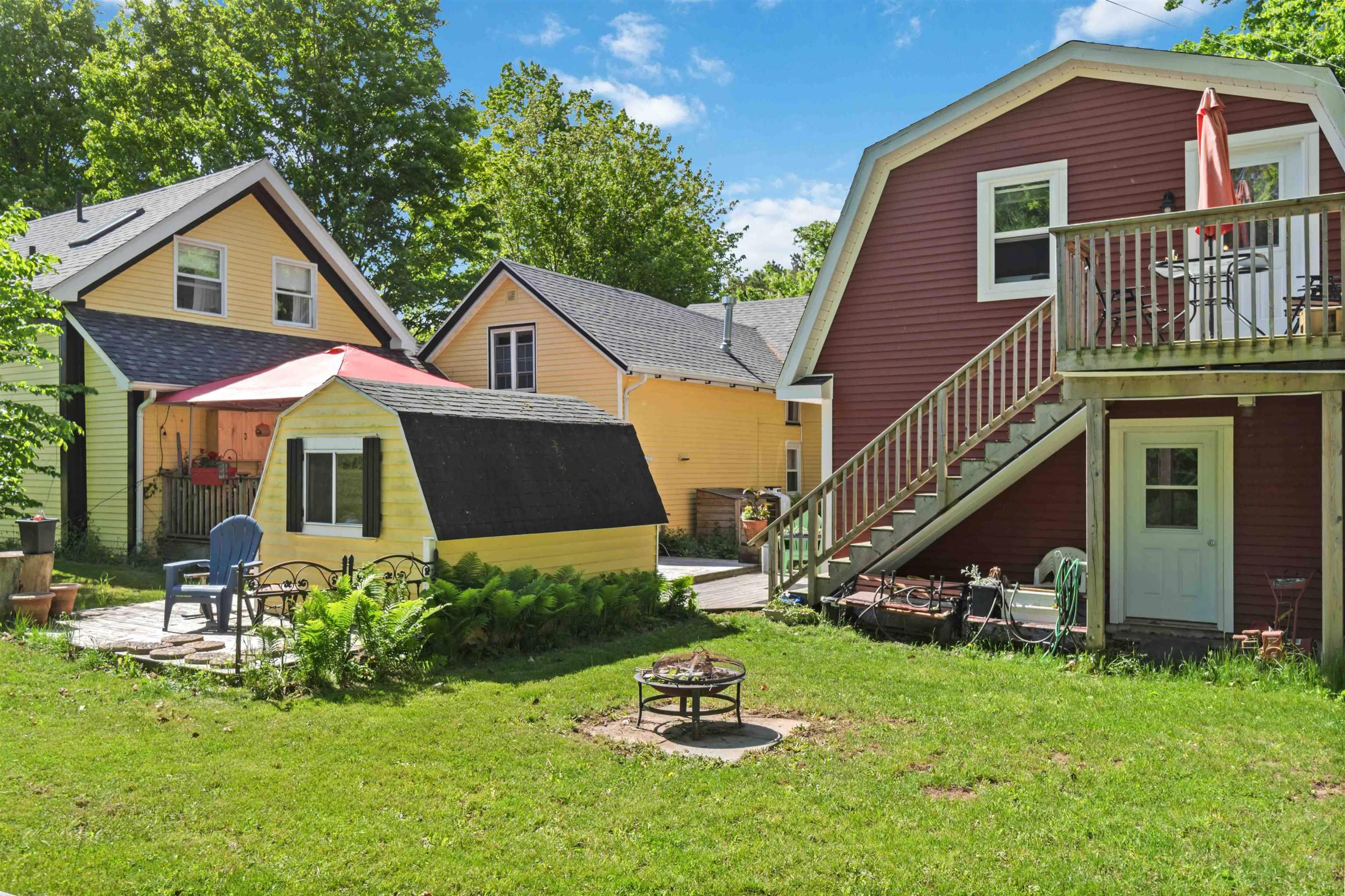$919,000.00: 9757 Main Street, Canning